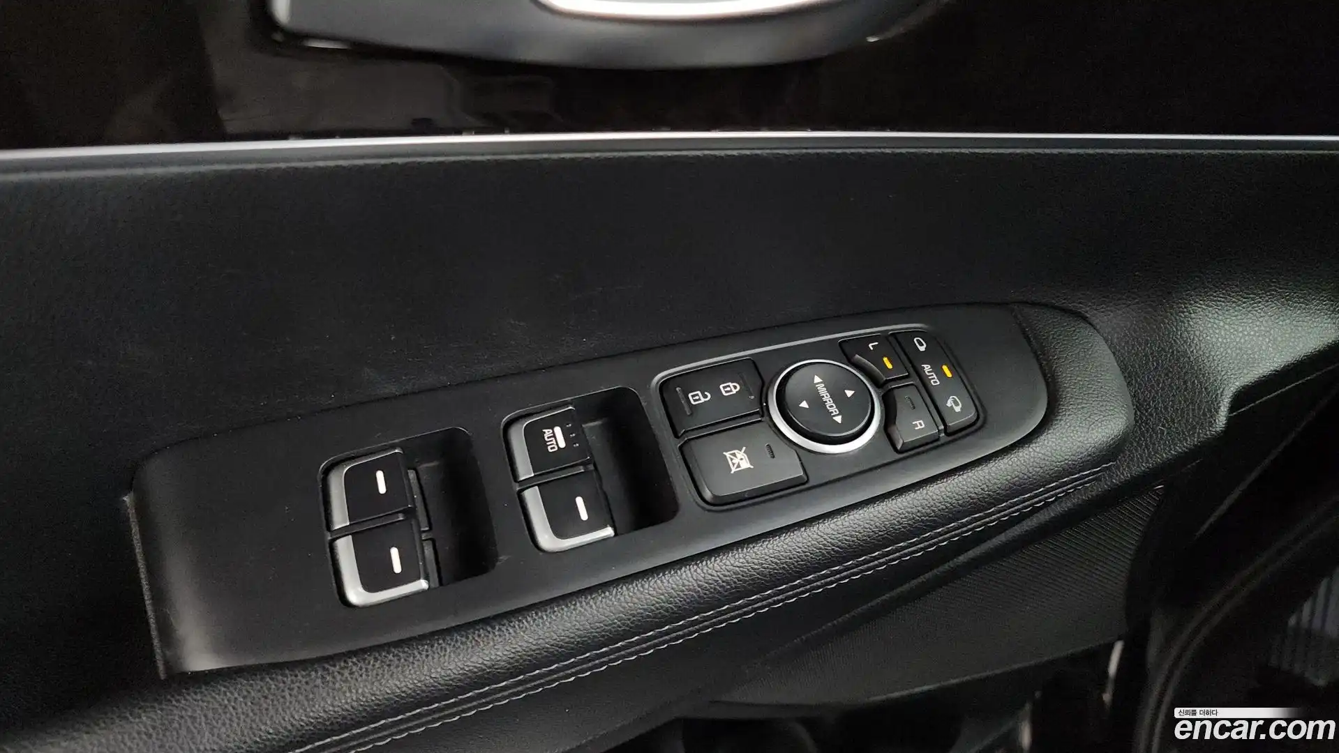 Sorento Kia 2015.0-OPTION-040