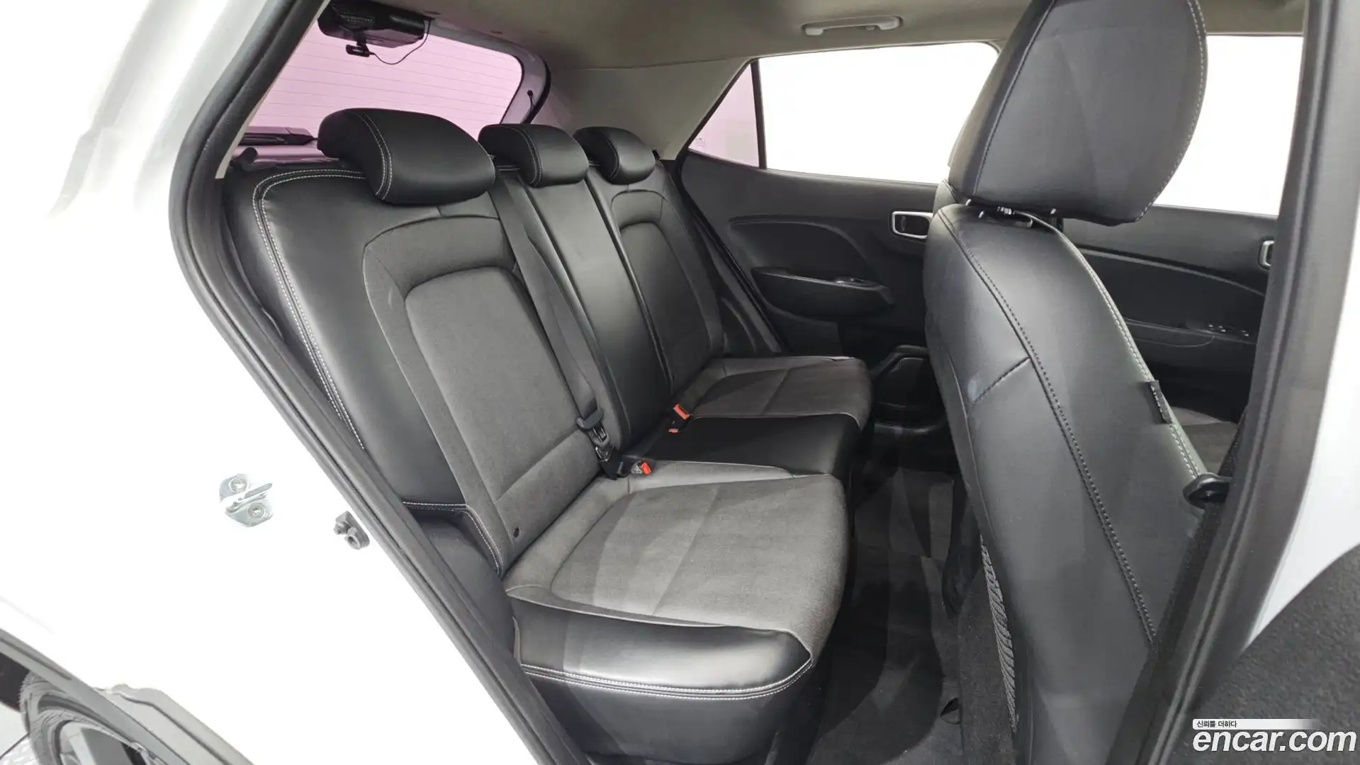 Venue Hyundai 2019.8-OPTION-015