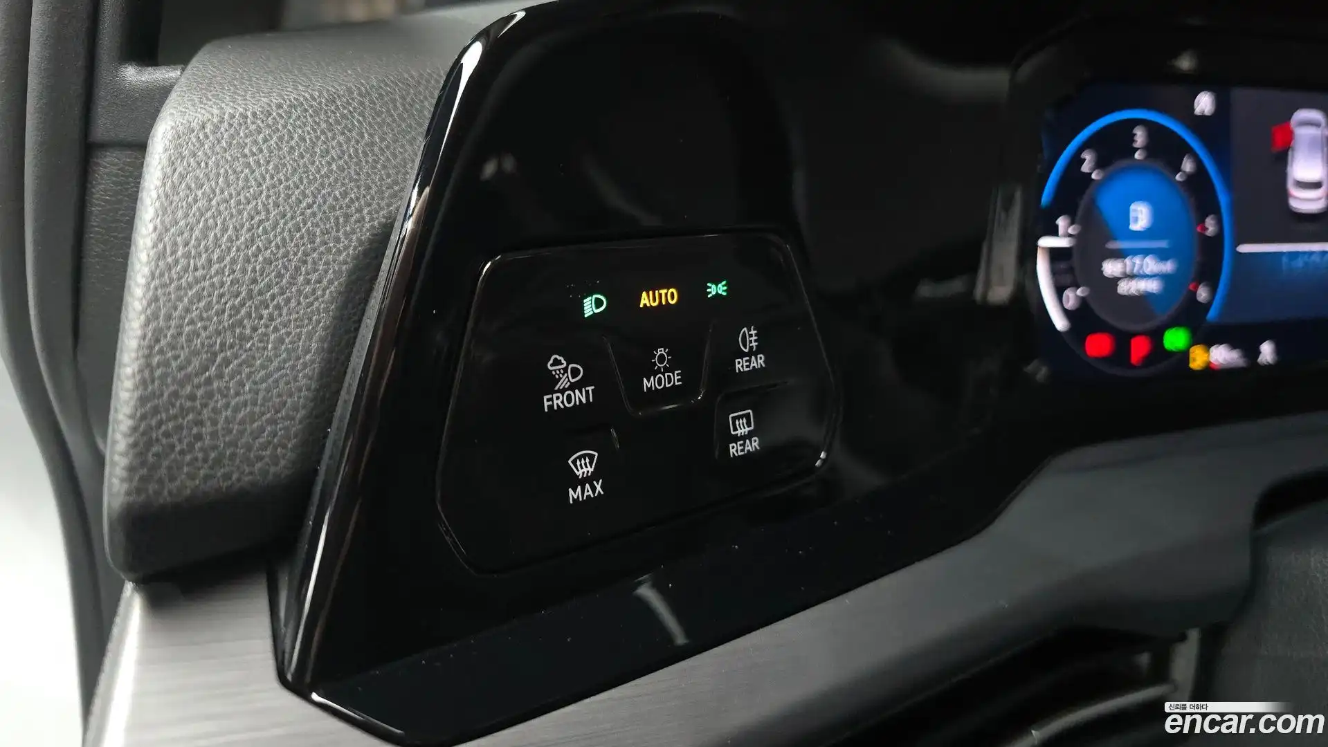 Golf Volkswagen 2022.0-OPTION-023