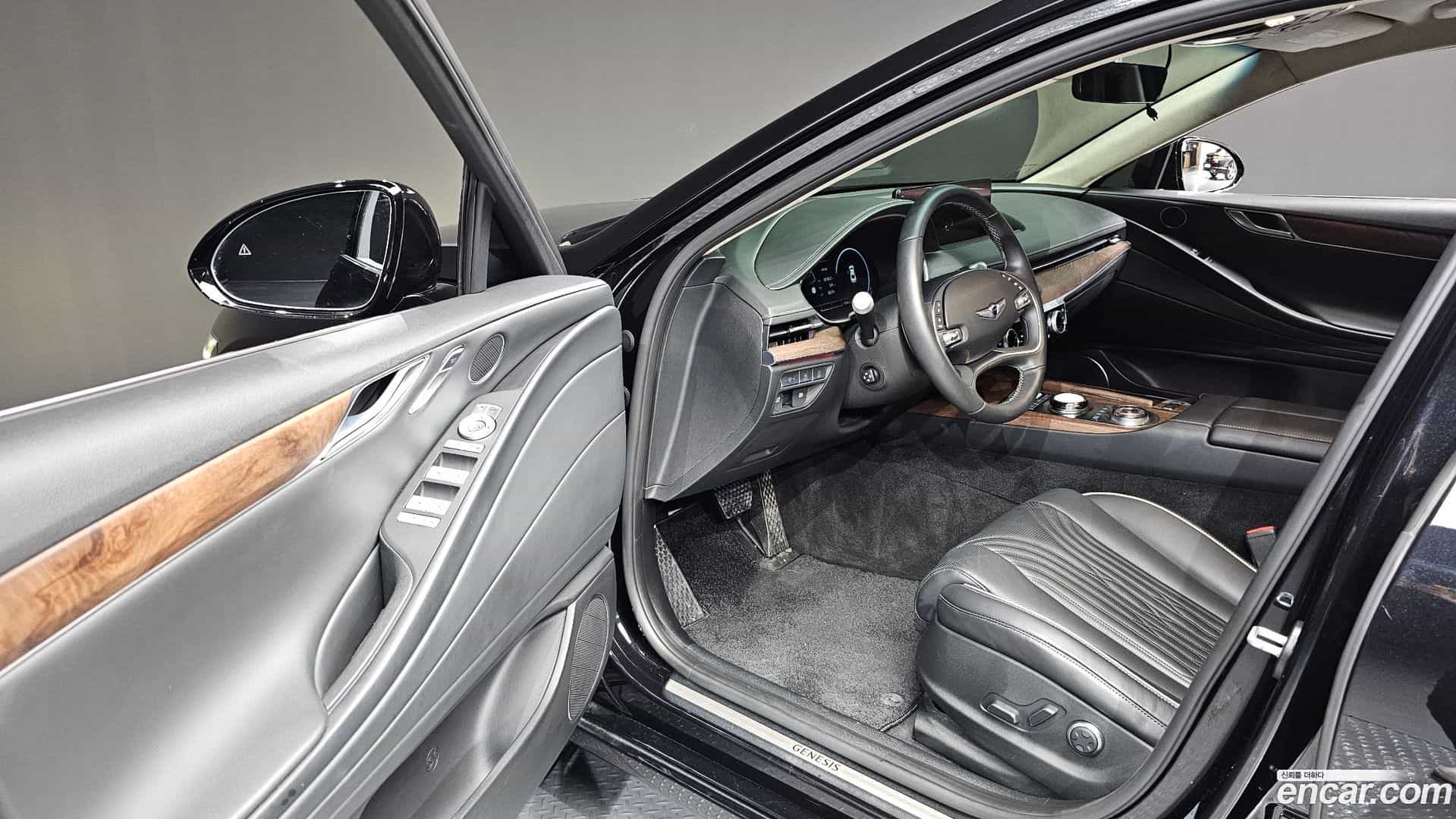 G80 Genesis 2023.4-INNER-010