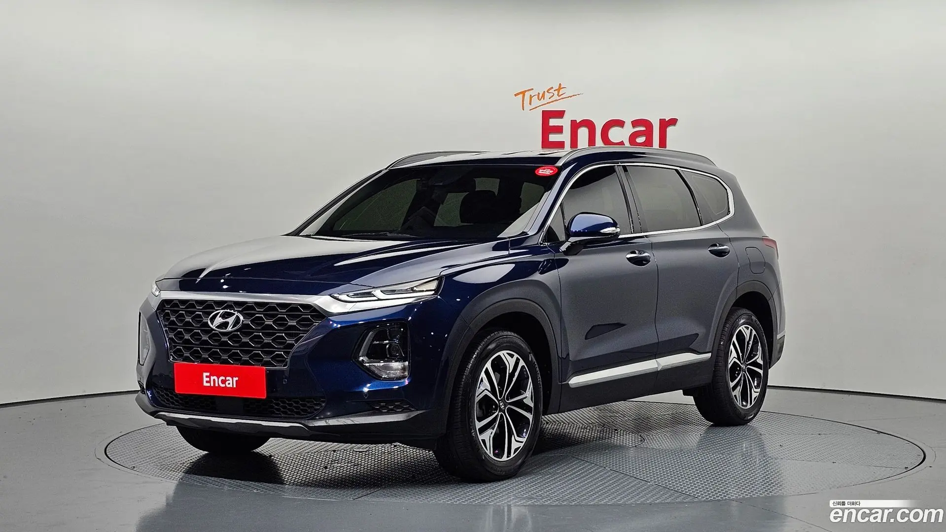 Main__Slider__Photo:Santafe Hyundai 2019.5-0