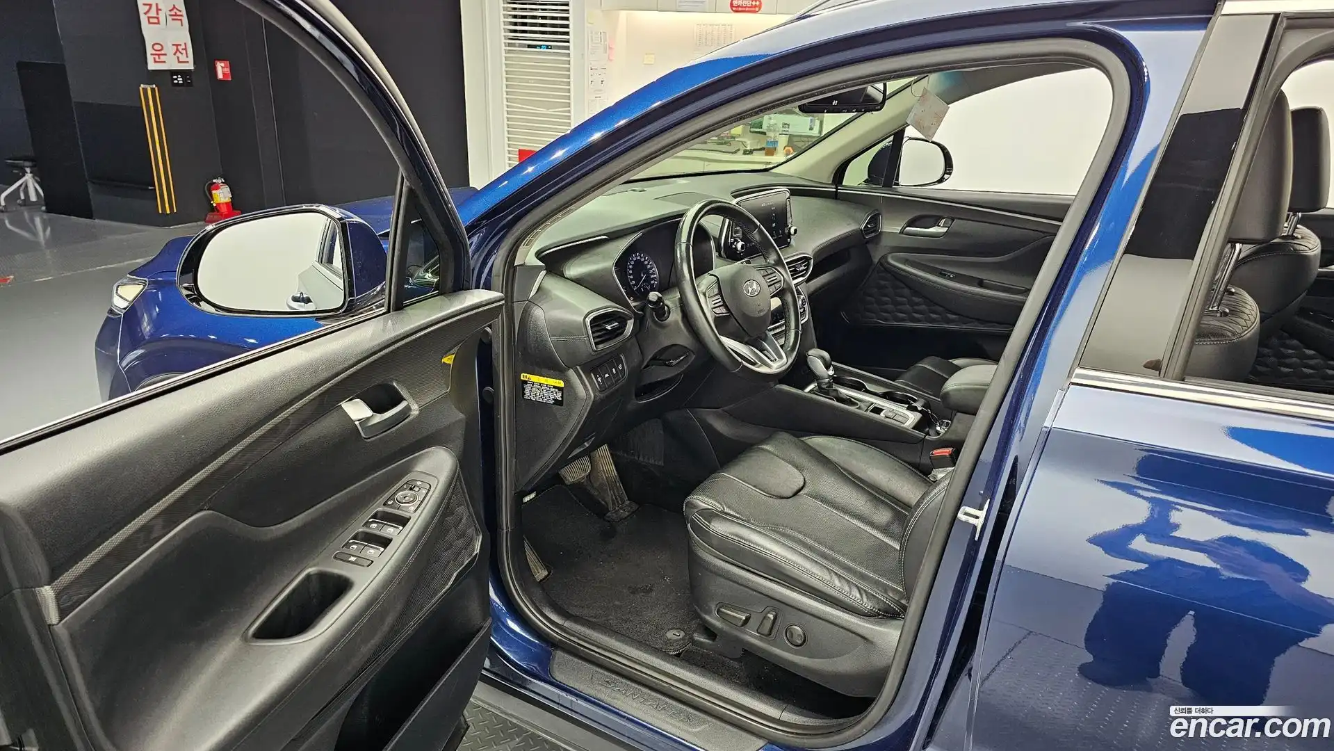 Santafe Hyundai 2019.5-INNER-010