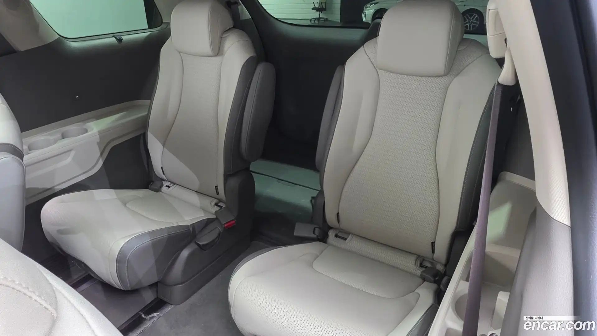 Canival Kia 2025.9-OPTION-015
