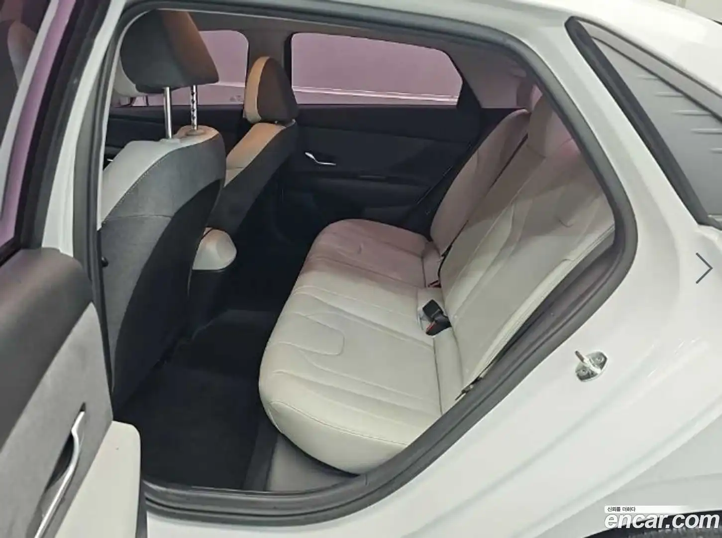 AVANTE Hyundai 2021.1-OPTION-016