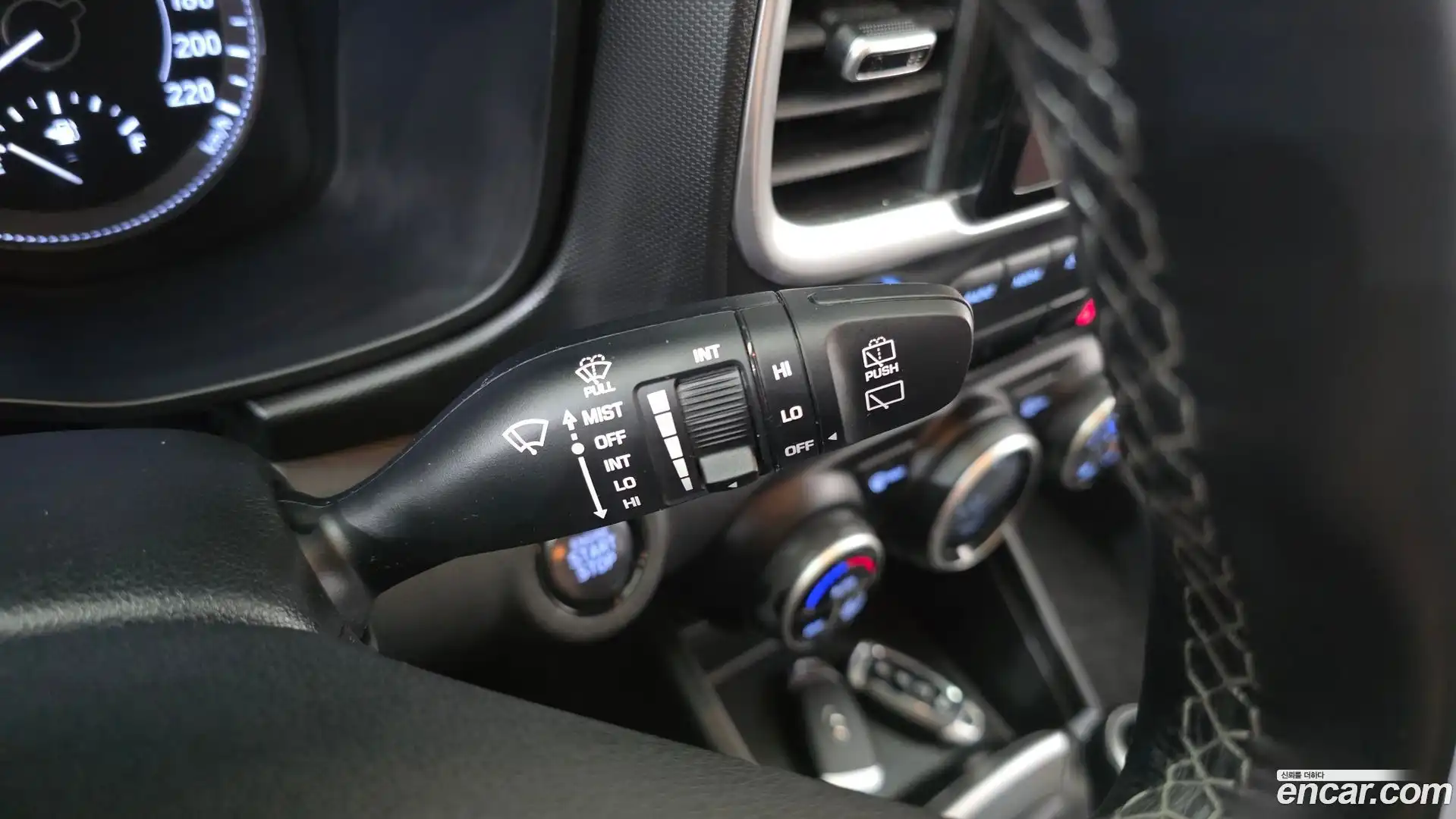 Venue Hyundai 2020.11-OPTION-024
