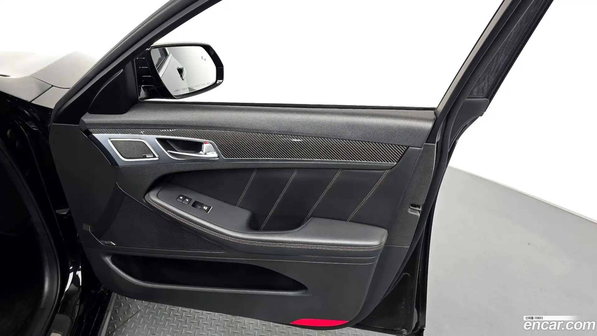 G80 Genesis 2017.9-INNER-034