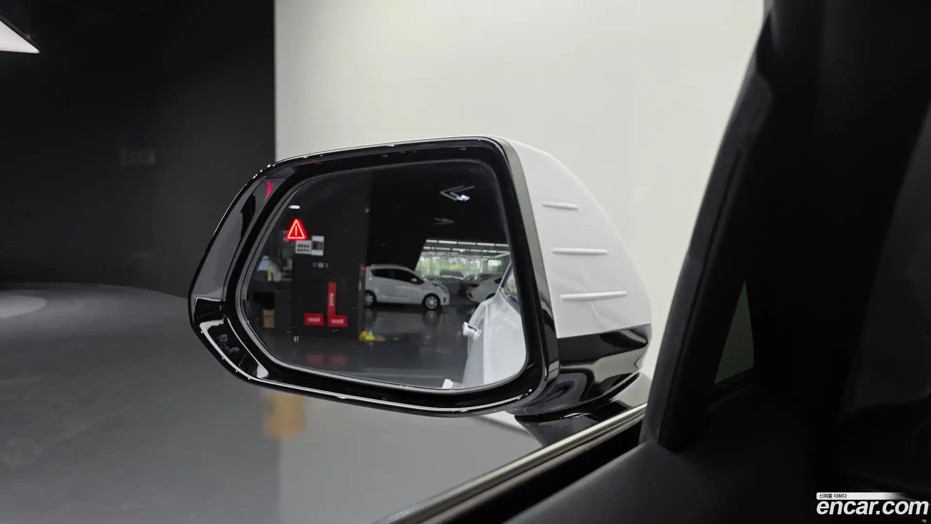 Grandeur Hyundai 2023.5-OPTION-015