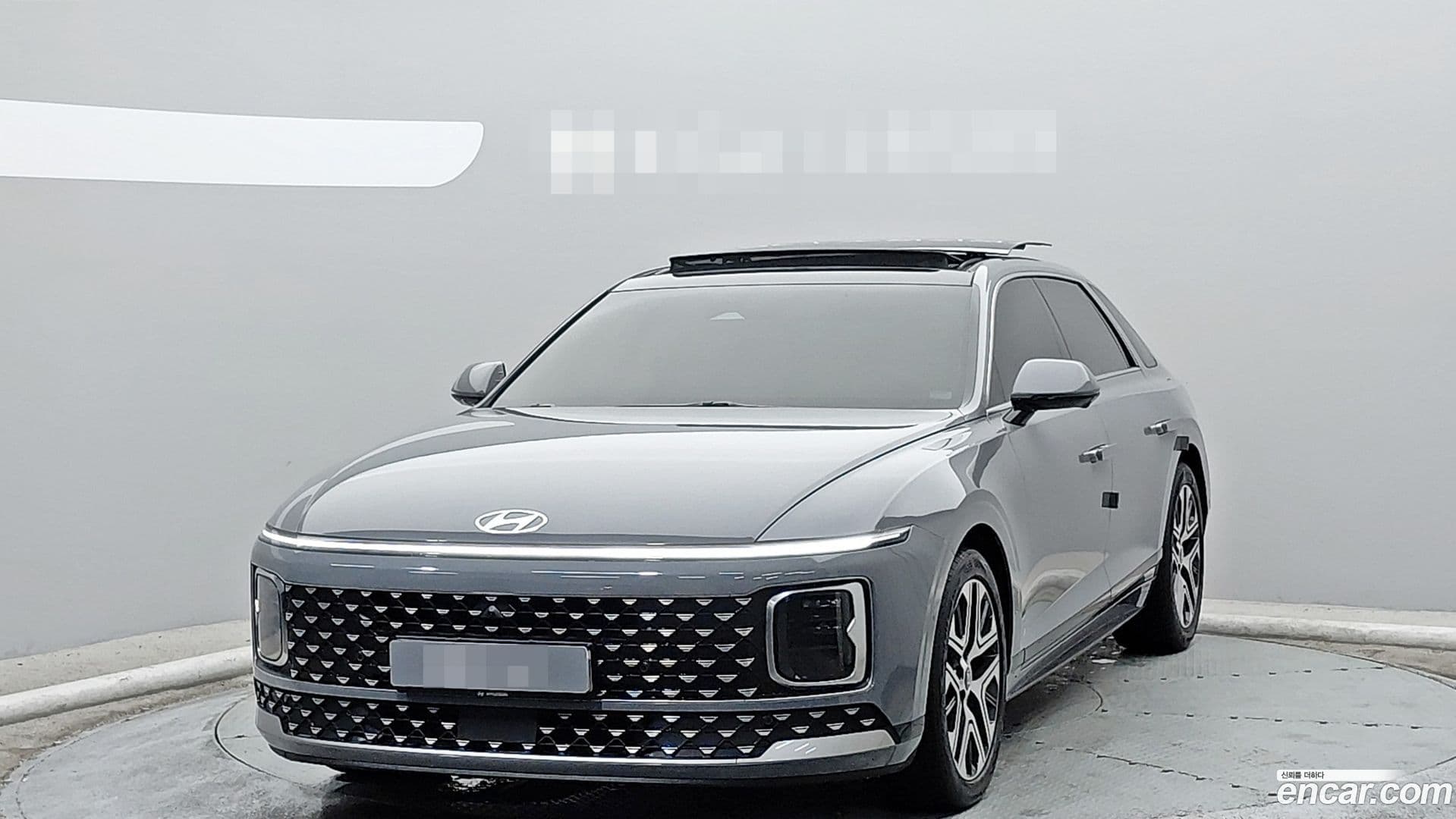 Main__Slider__Photo:Grandeur Hyundai 2023.3-0