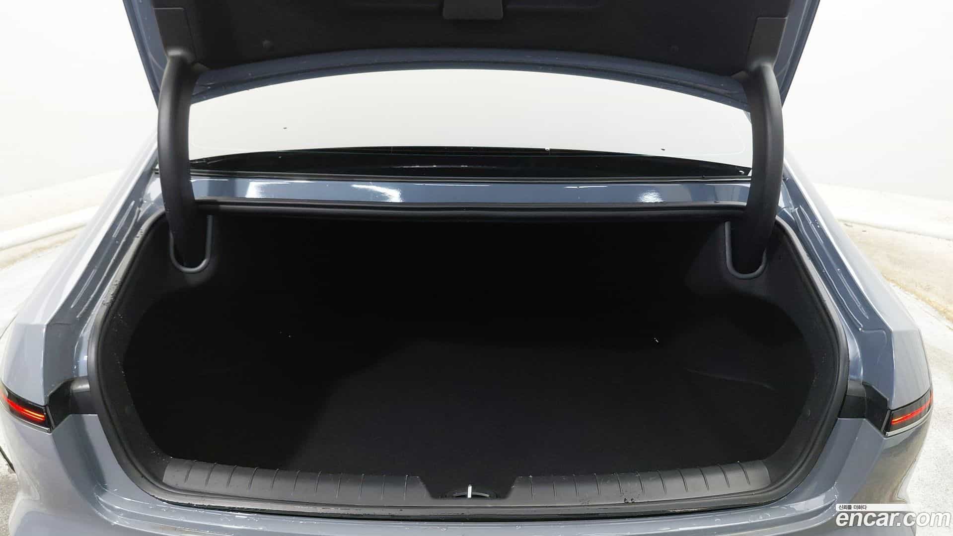 Grandeur Hyundai 2023.3-OUTER-006