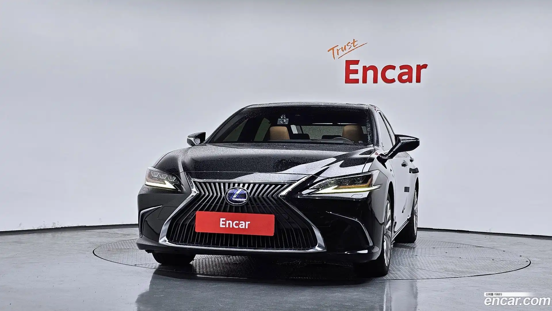 ES Lexus 2021.1-OUTER-003