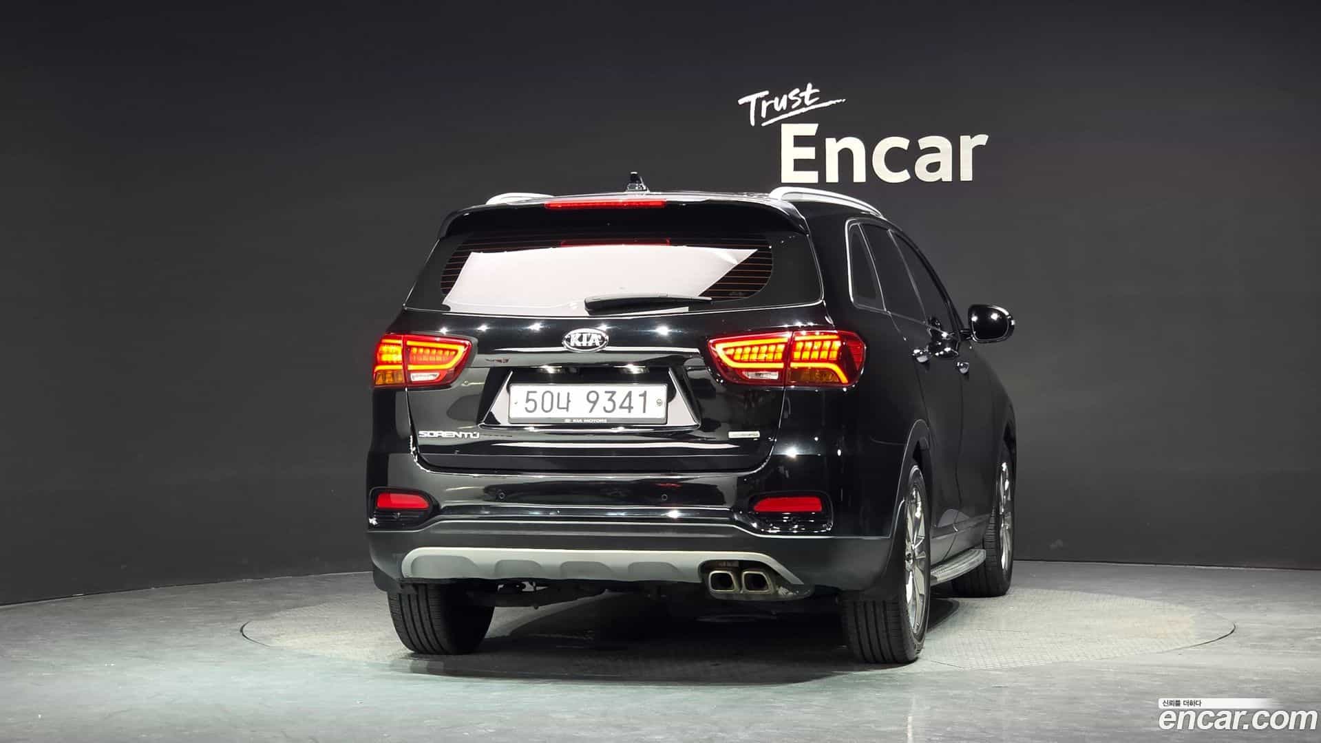 Sorento Kia 2018.0-OUTER-004