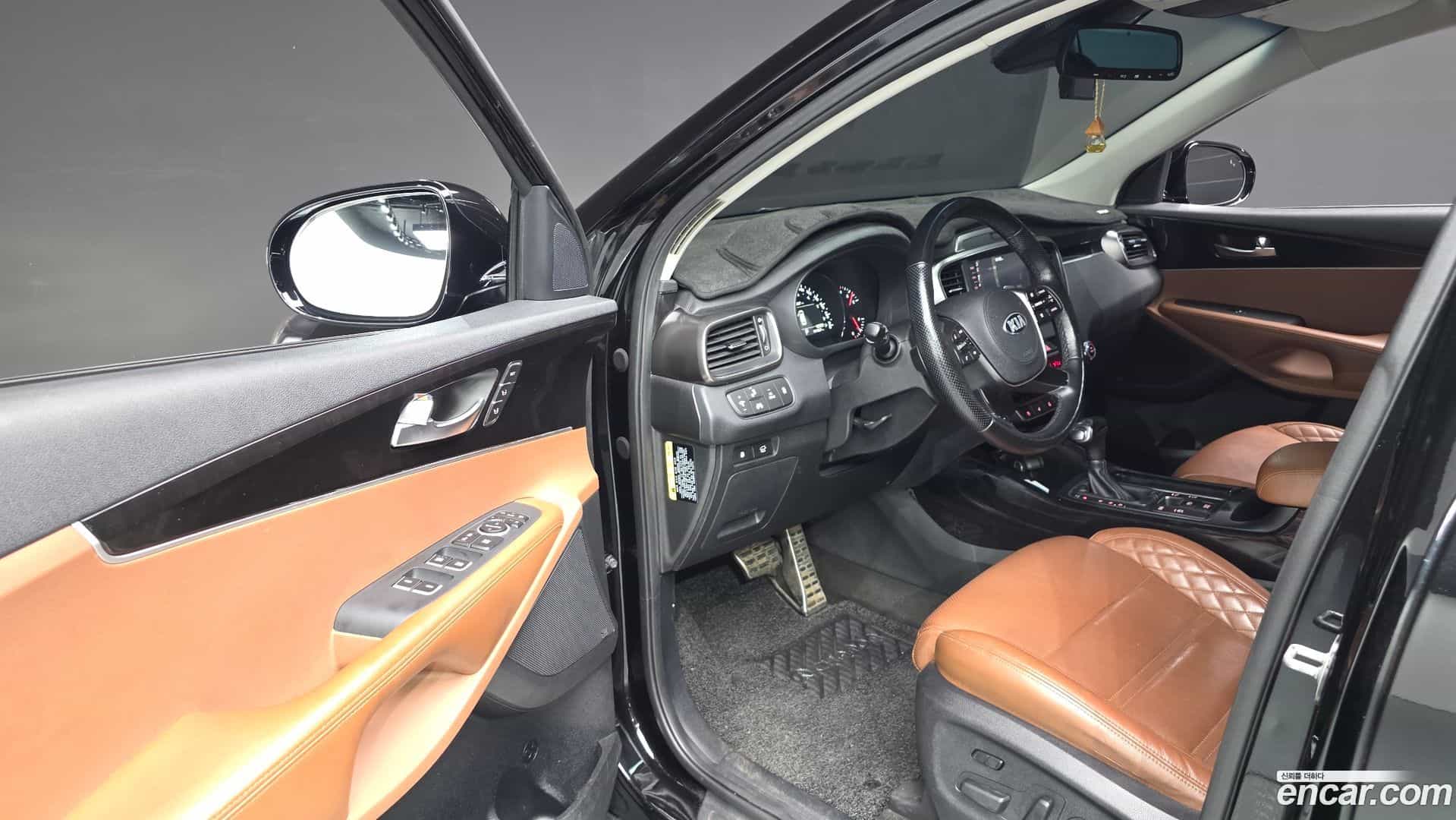 Sorento Kia 2018.0-INNER-010