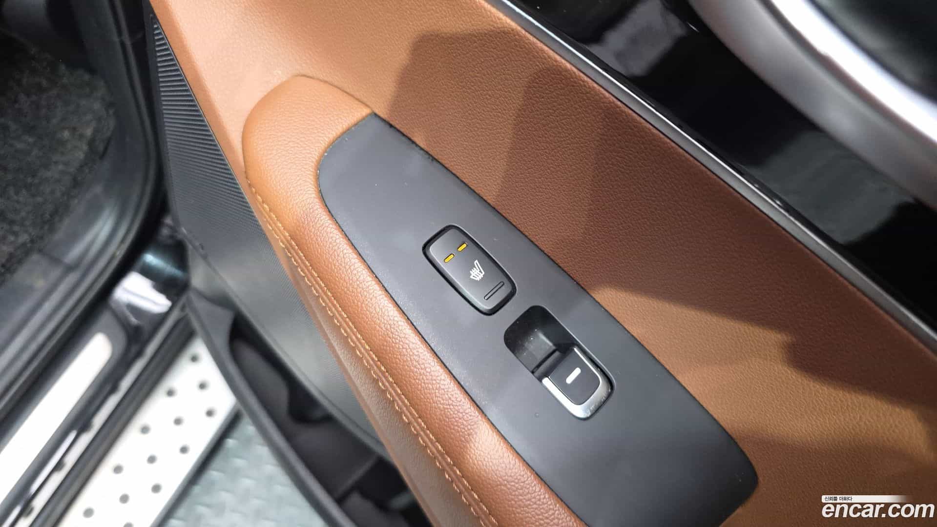 Sorento Kia 2018.0-OPTION-041