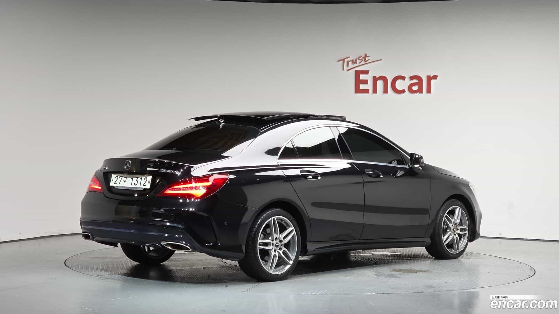 CLA-Class Mercedes-Benz 2017.10-OUTER-002