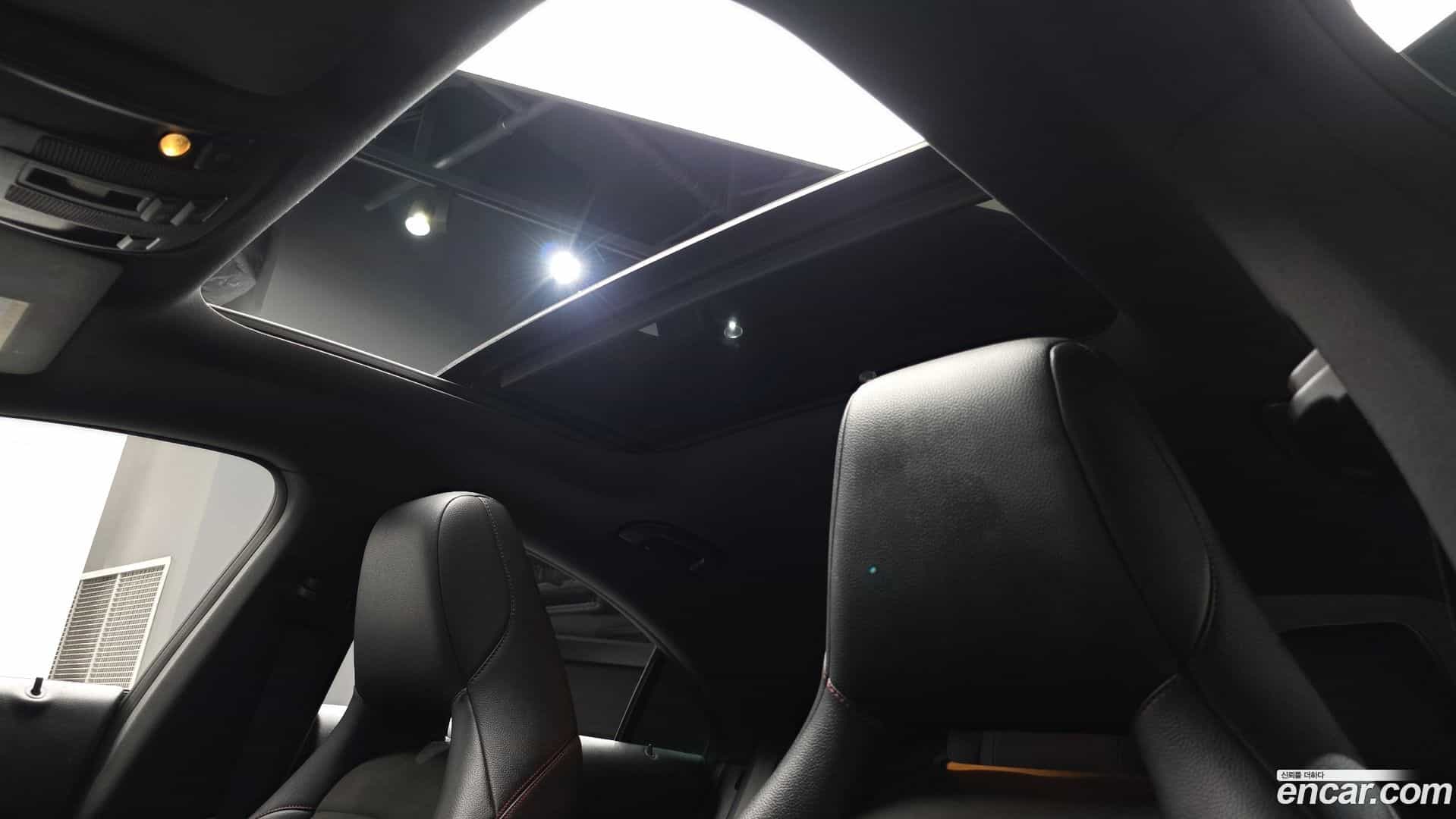 CLA-Class Mercedes-Benz 2017.10-OPTION-019