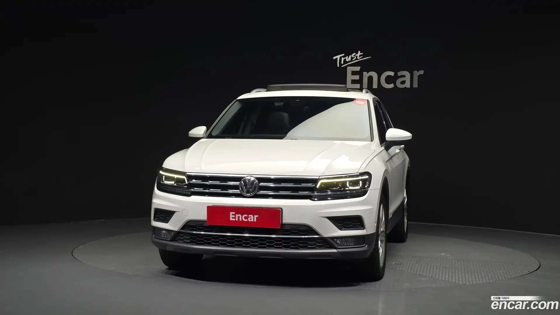 Tiguan Volkswagen 2020.4-OUTER-003