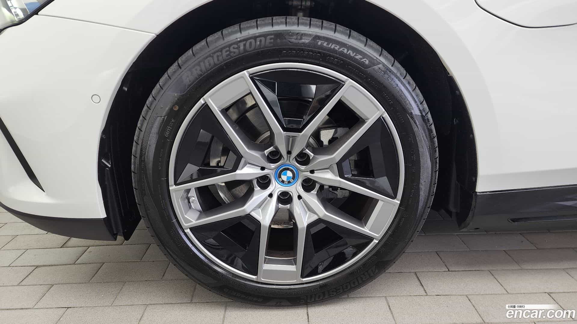 5-Series BMW 2025.4-OUTER-005