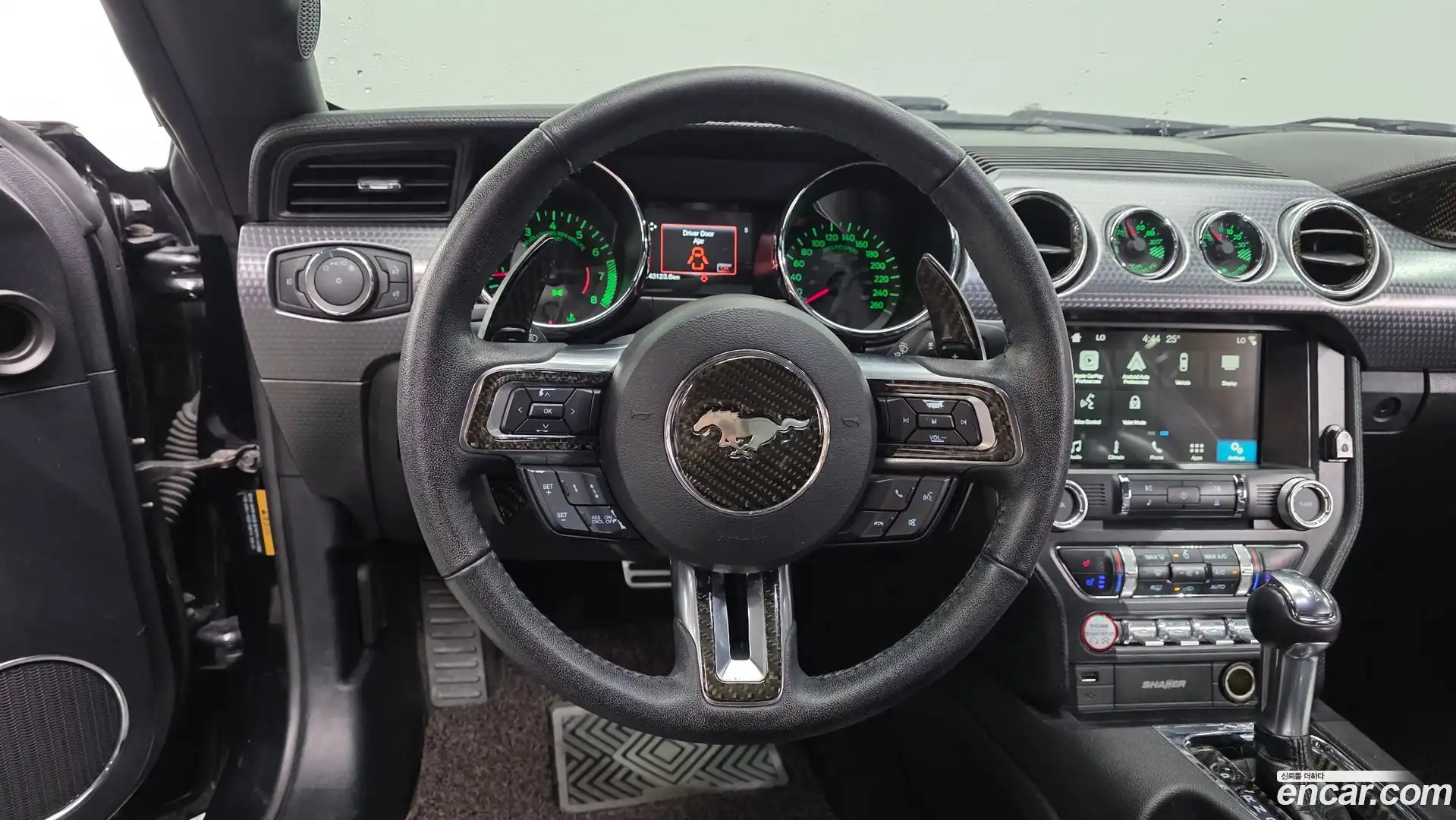 Mustang Ford 2017.11-OPTION-017