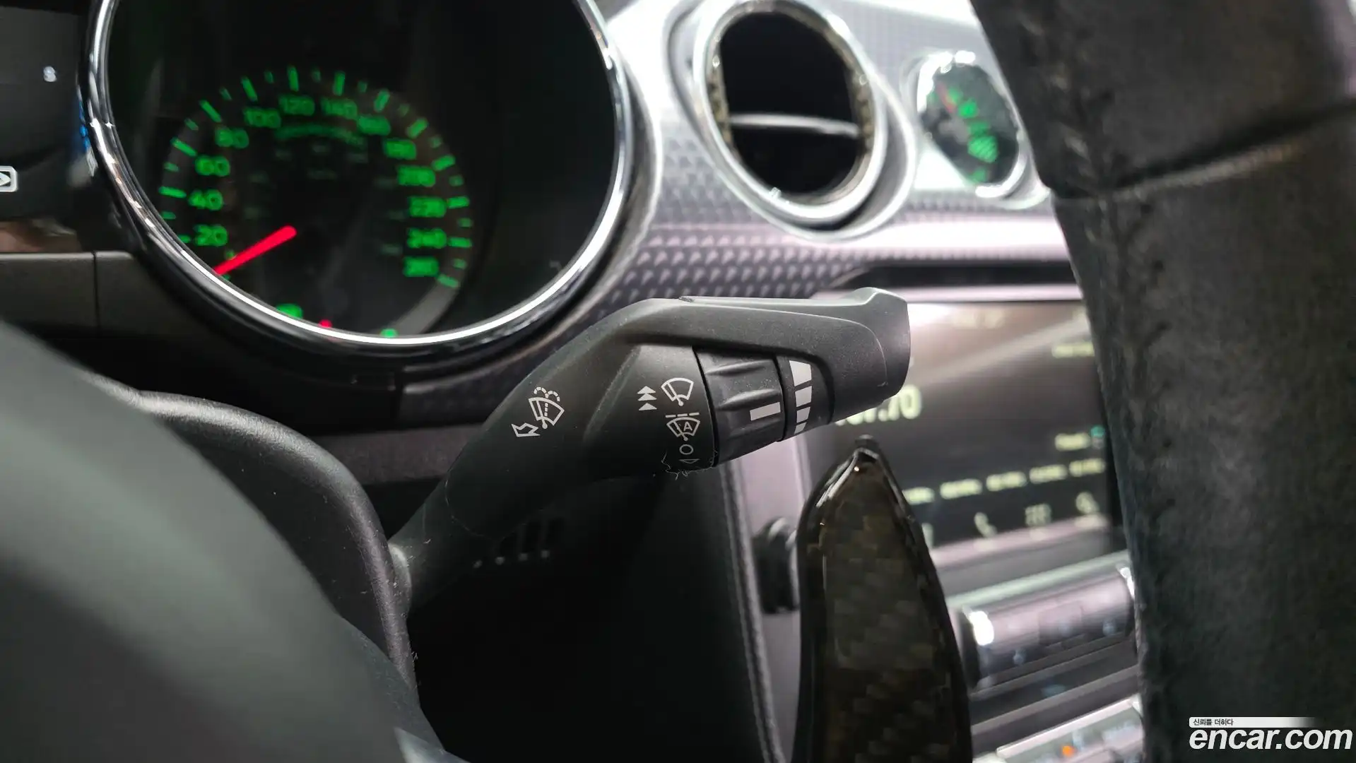 Mustang Ford 2017.11-OPTION-023