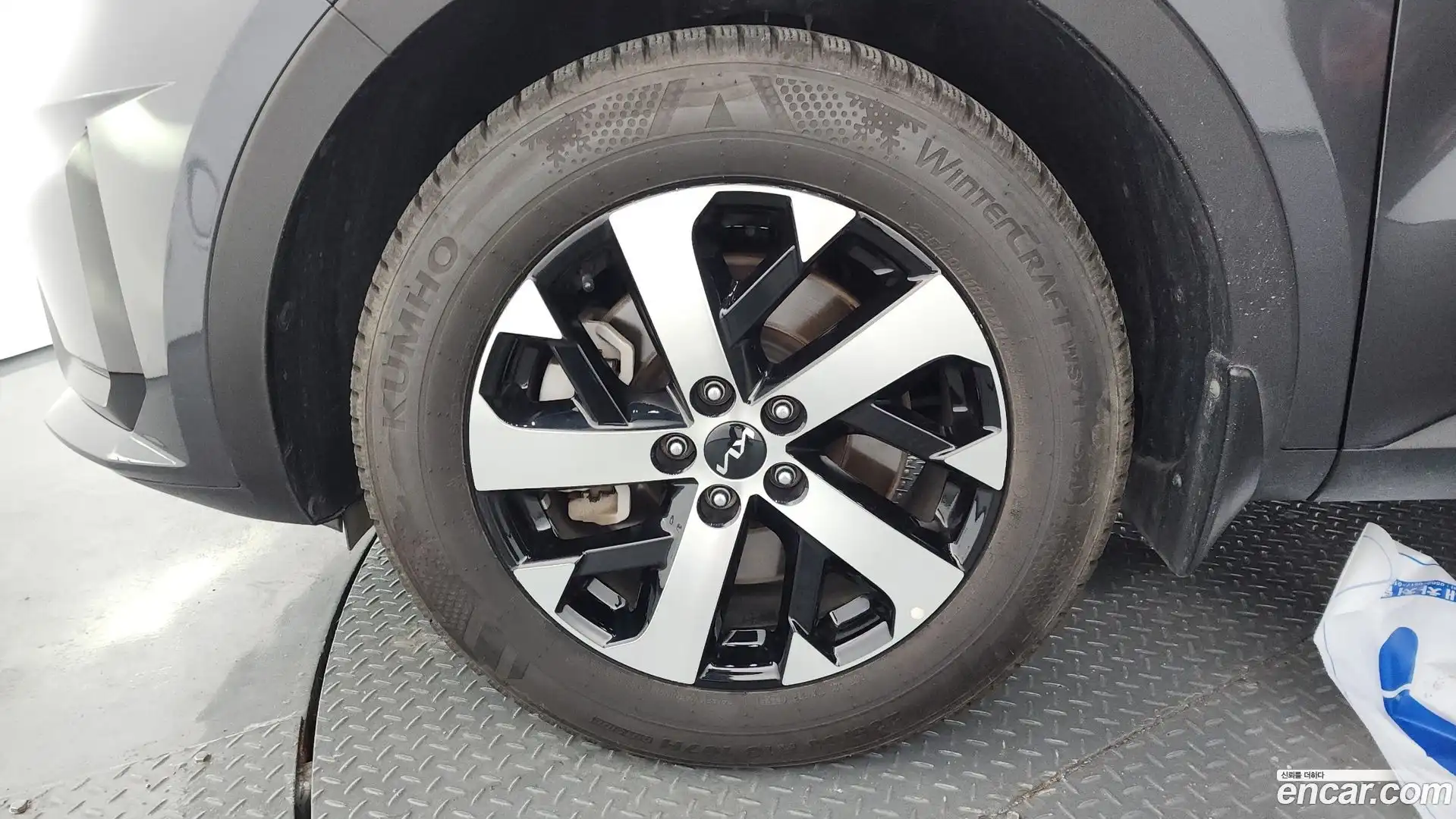 Sorento Kia 2023.4-OUTER-005