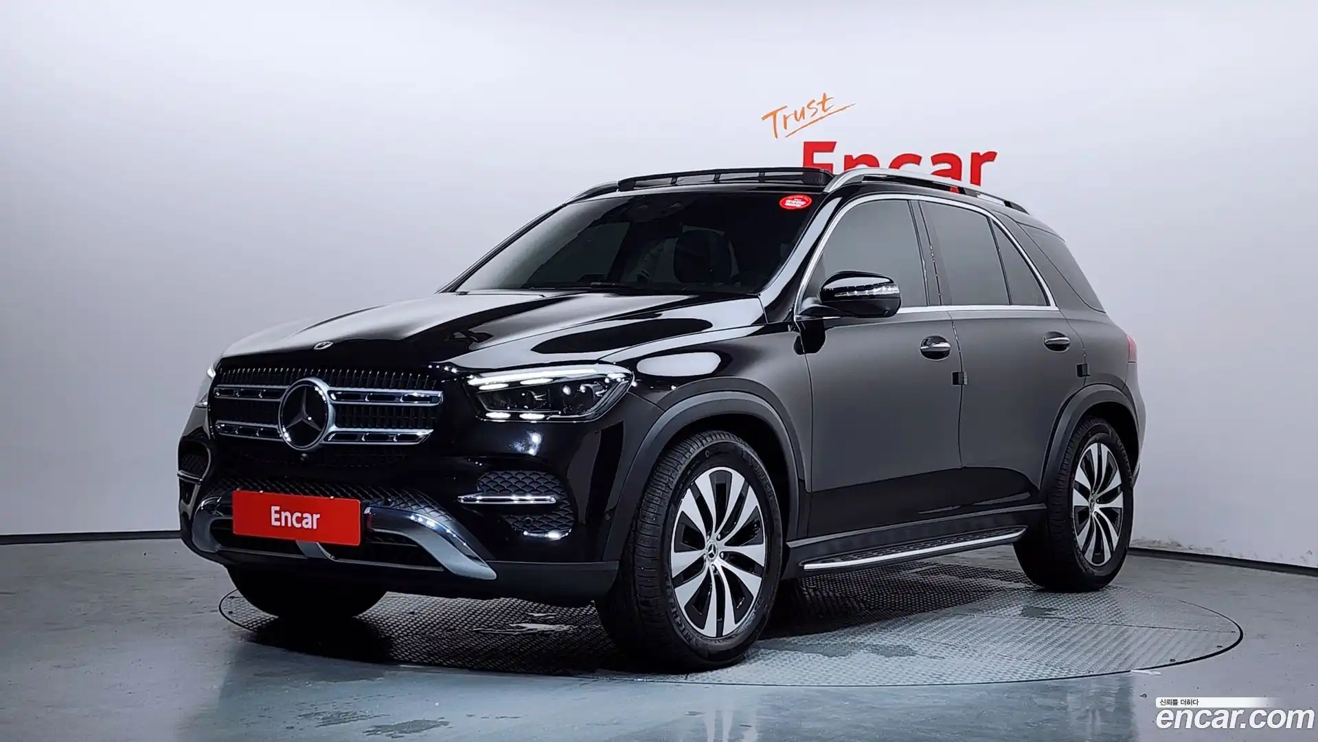 GLE-Class Mercedes-Benz 2024.9-OUTER-001