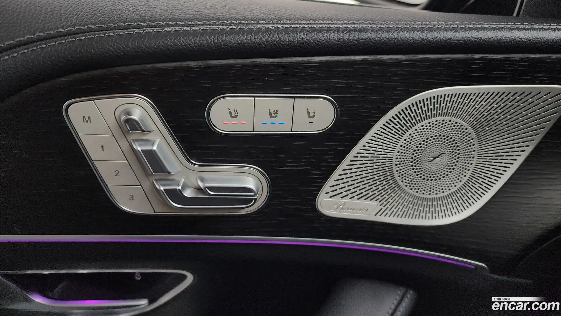 GLE-Class Mercedes-Benz 2024.9-OPTION-043