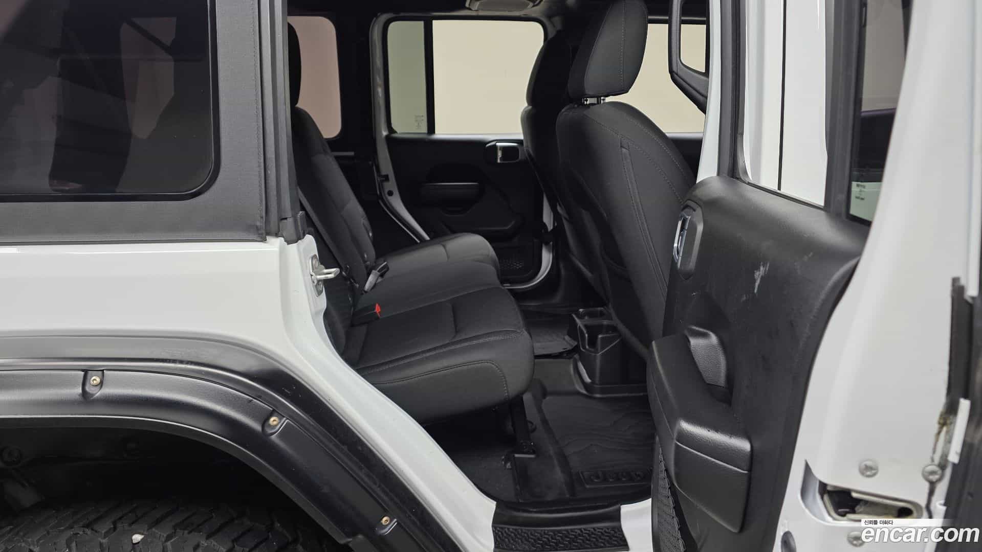 Wrangler Jeep 2020.10-OPTION-015