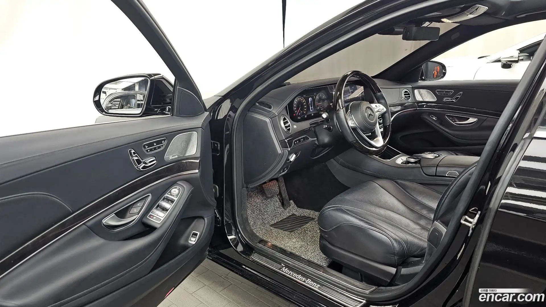 S-Class Mercedes-Benz 2019.11-INNER-010
