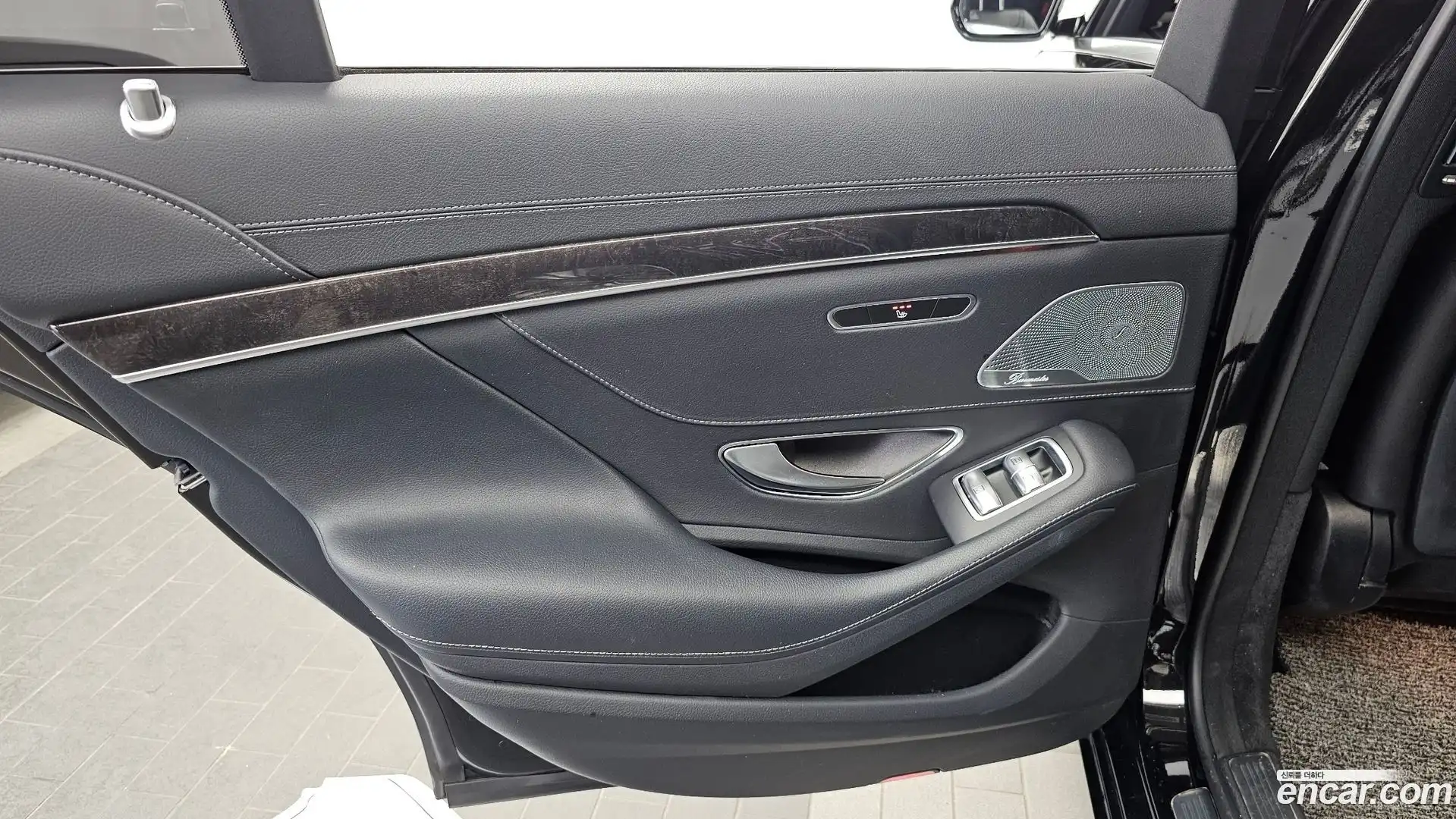 S-Class Mercedes-Benz 2019.11-INNER-035