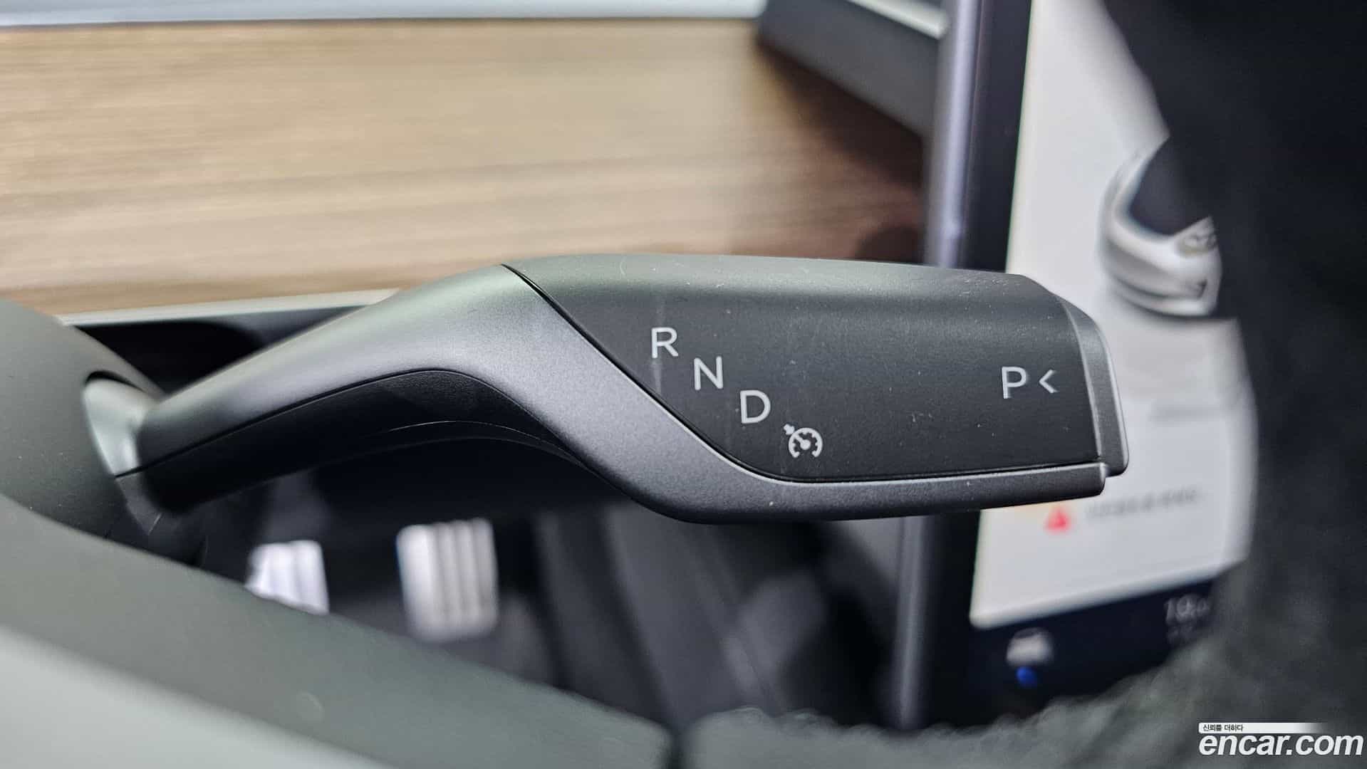 Model 3 Tesla 2022.11-INNER-009