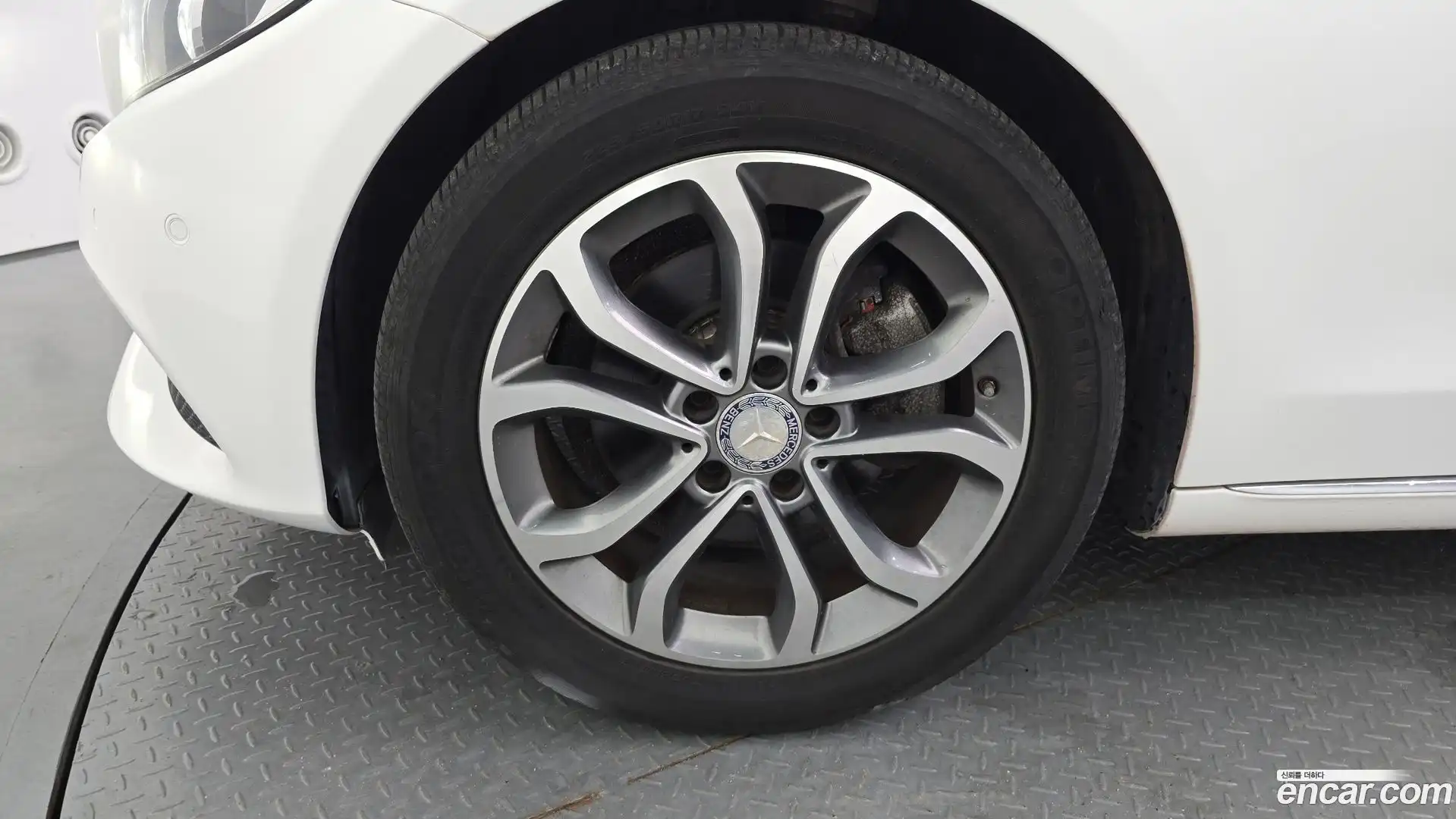 C-Class Mercedes-Benz 2016.3-OUTER-005