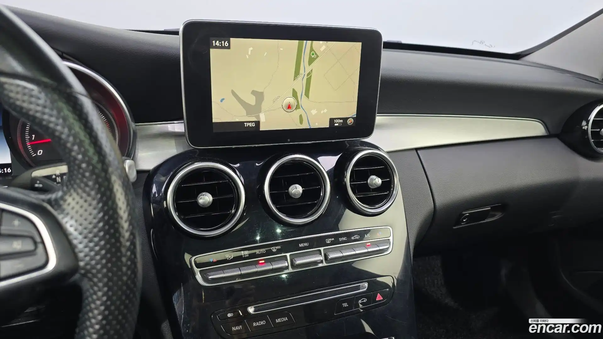 C-Class Mercedes-Benz 2016.3-OPTION-016