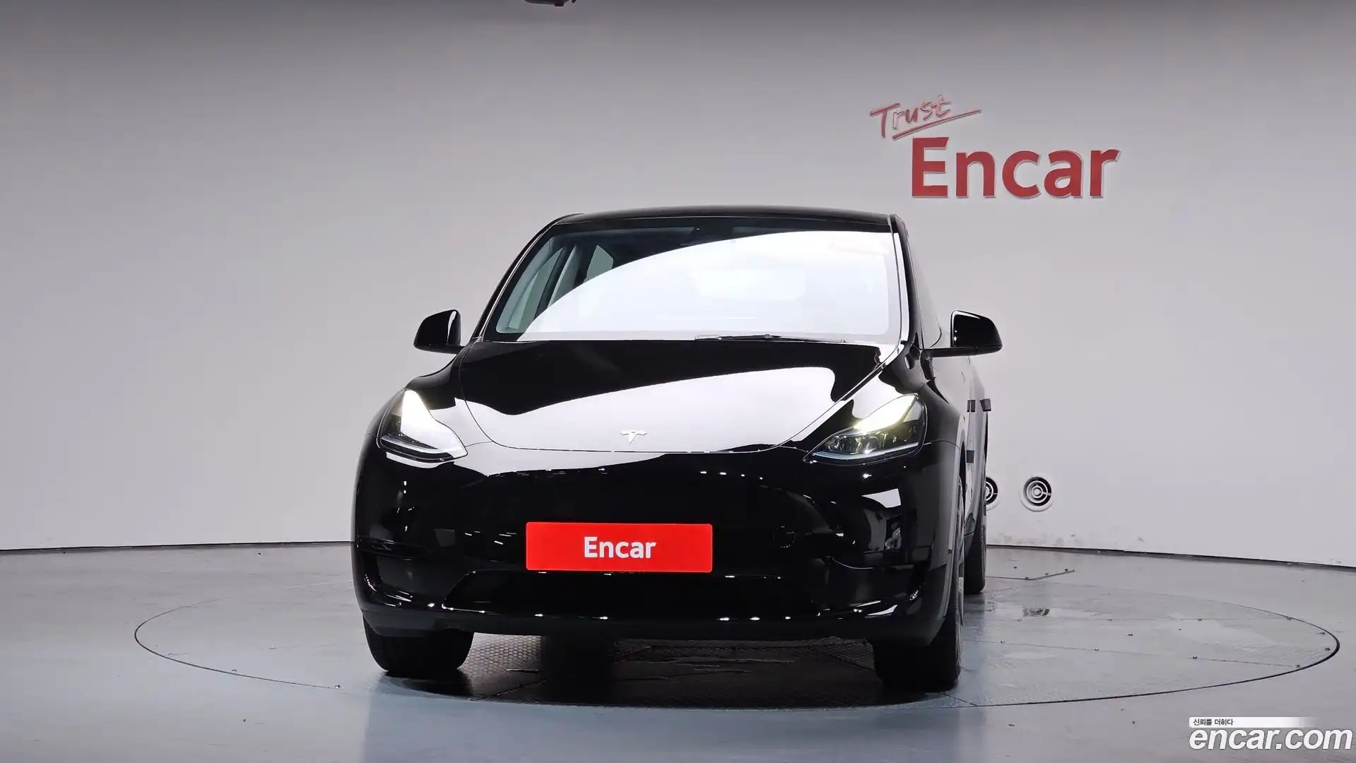 Model Y Tesla 2024.7-OUTER-003