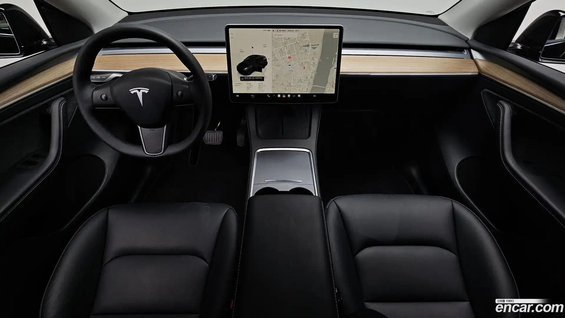 Model Y Tesla 2024.7-INNER-007