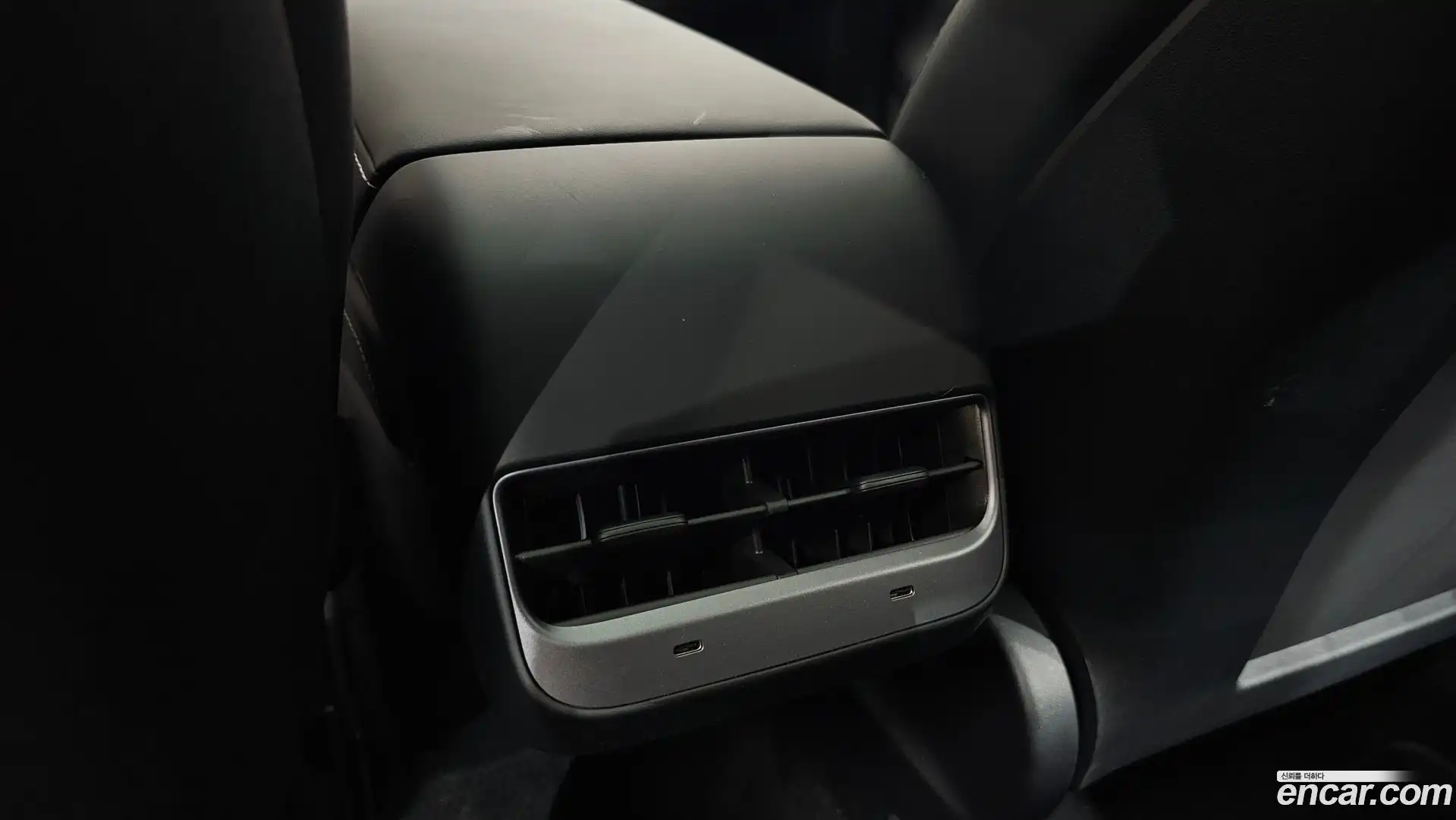 Model Y Tesla 2024.7-OPTION-045