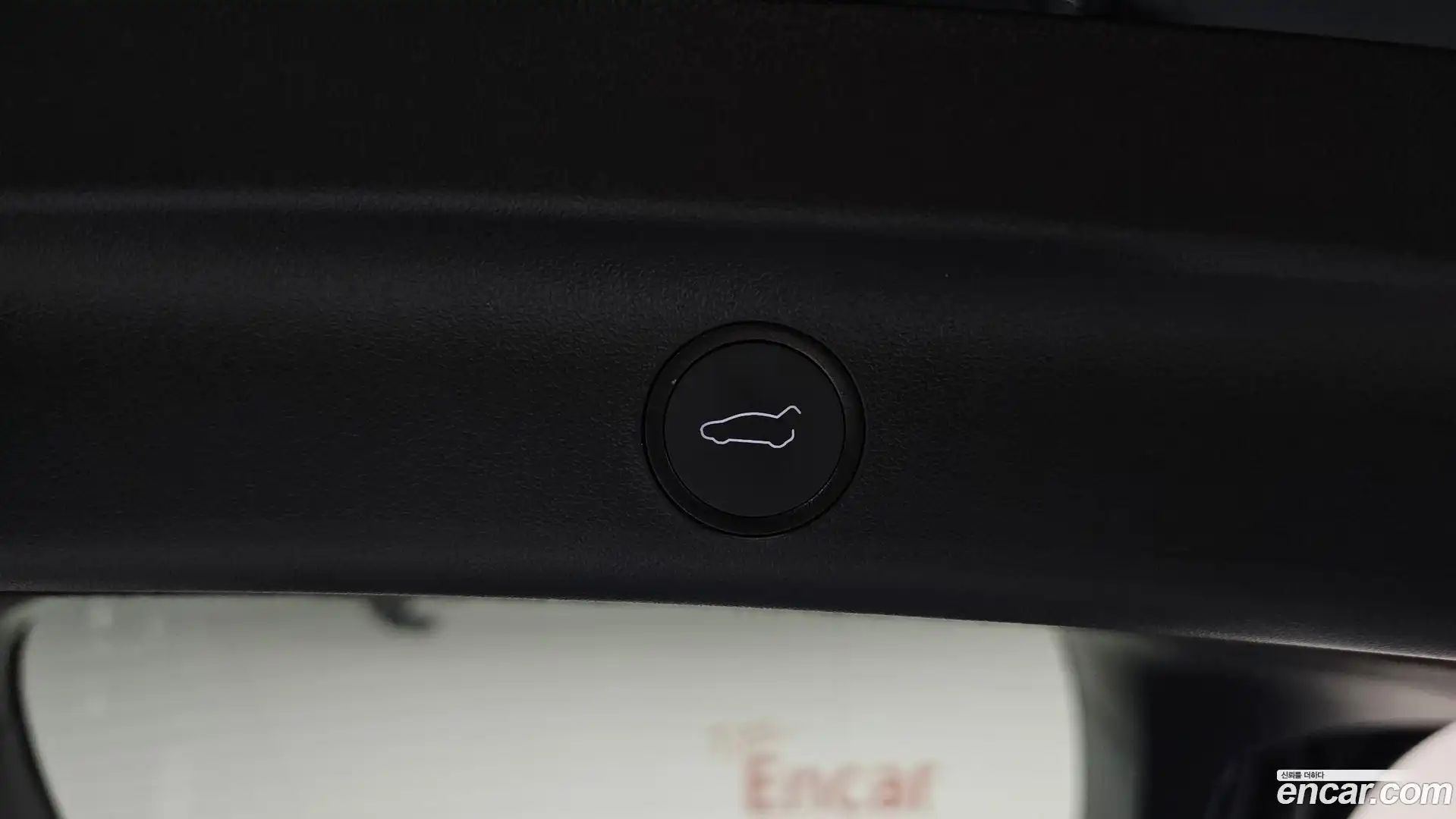 Model Y Tesla 2024.7-OPTION-046