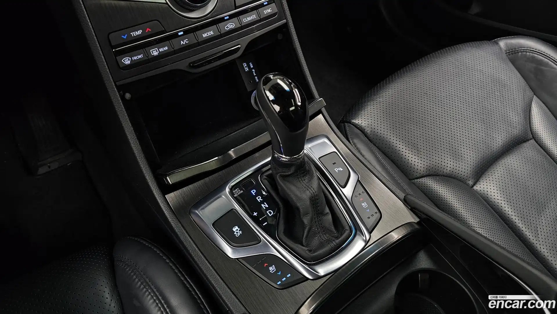 Grandeur Hyundai 2016.7-INNER-009
