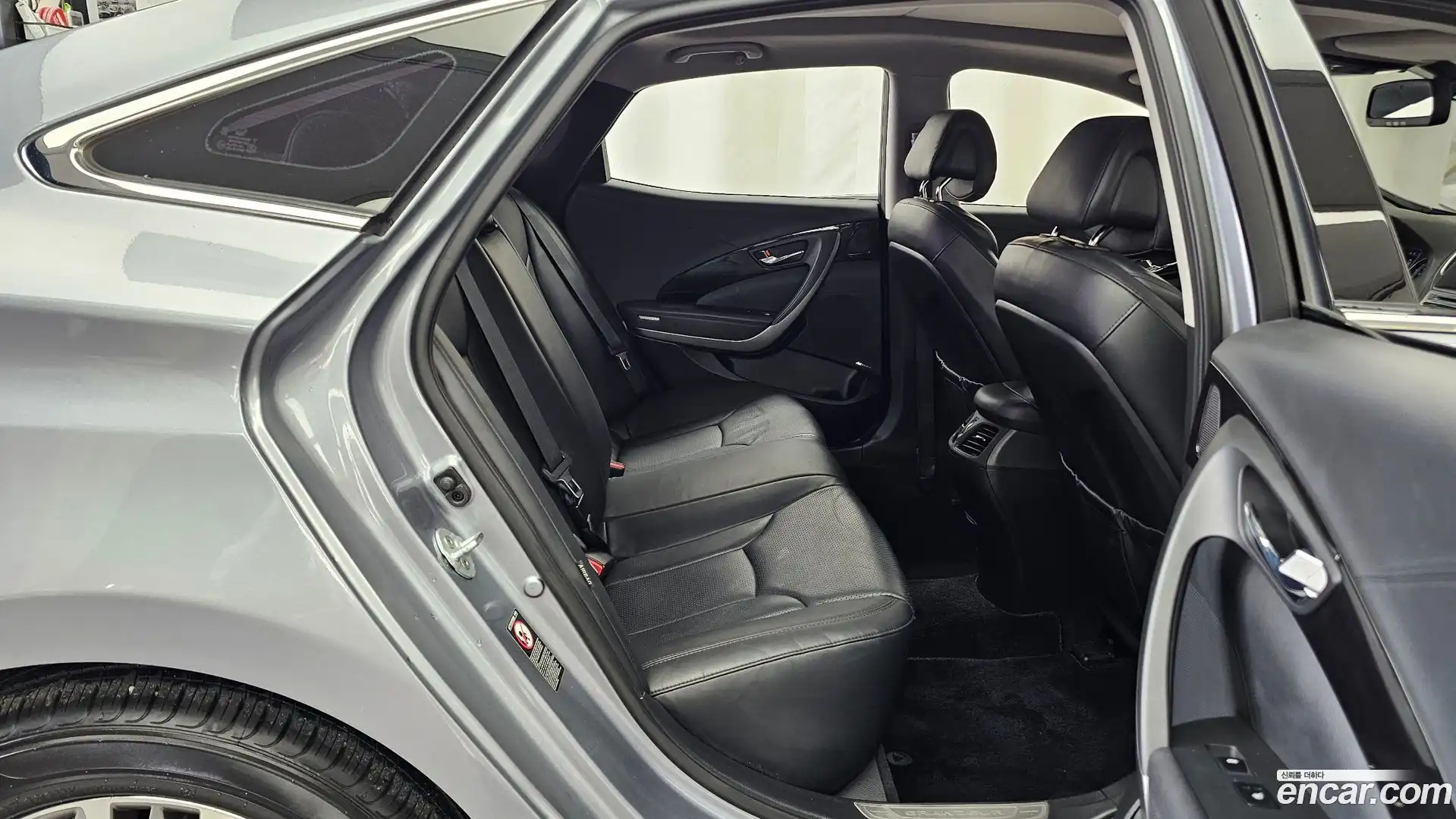 Grandeur Hyundai 2016.7-OPTION-016