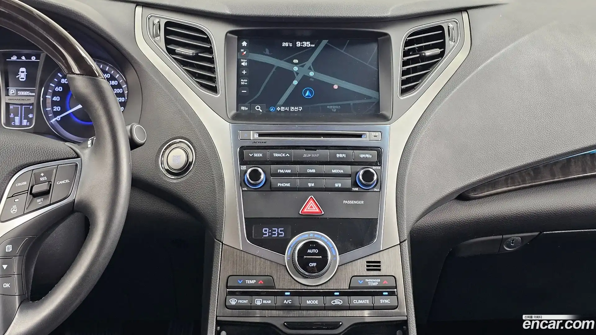 Grandeur Hyundai 2016.7-OPTION-018