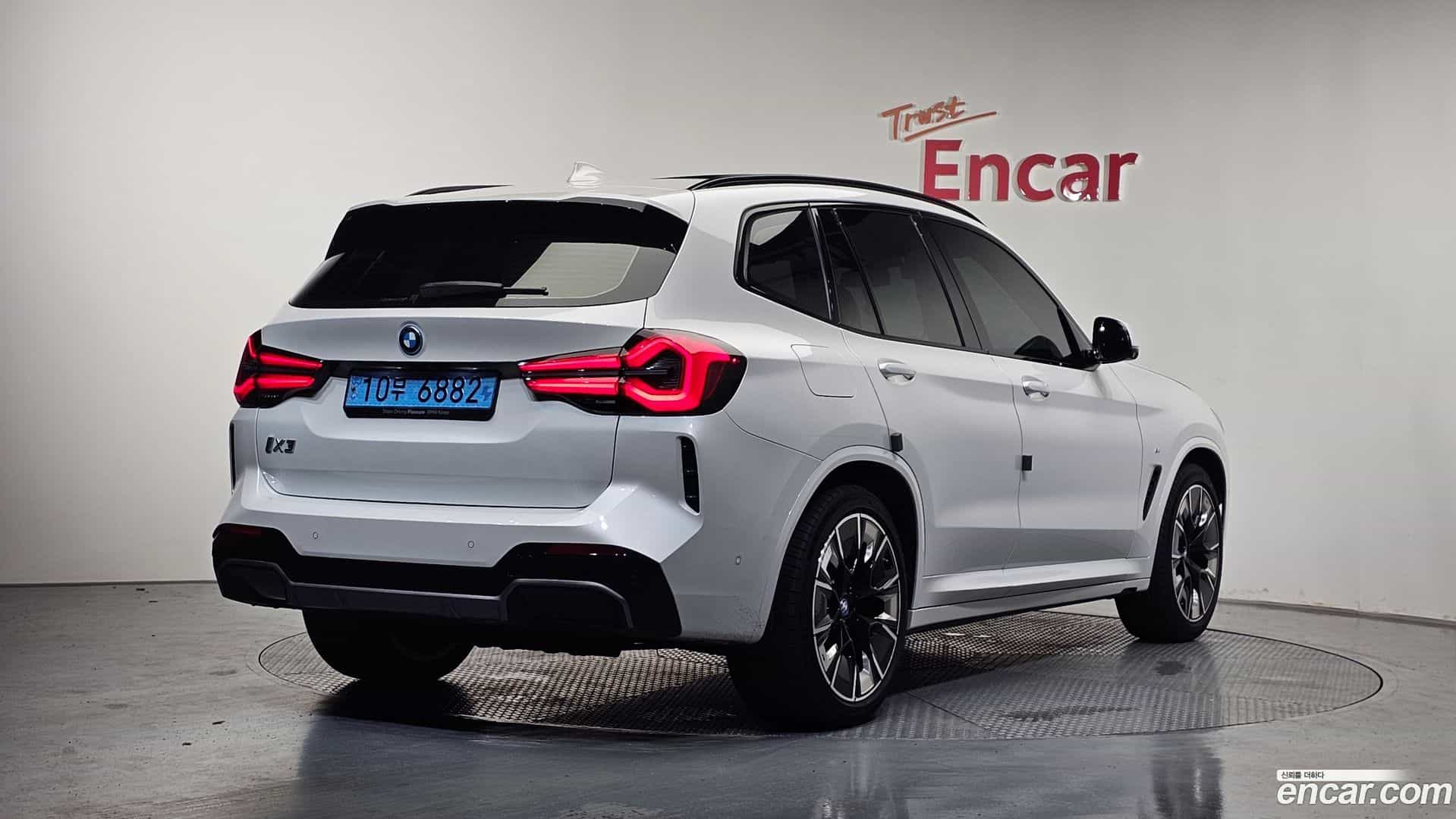iX3 BMW 2024.0-OUTER-002