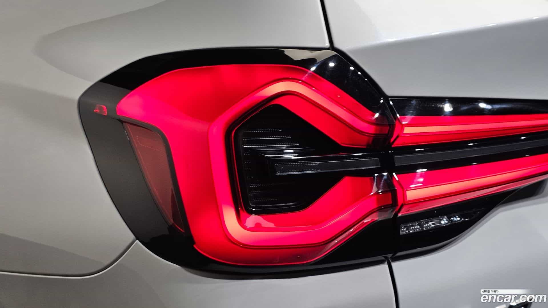 iX3 BMW 2024.0-OUTER-033