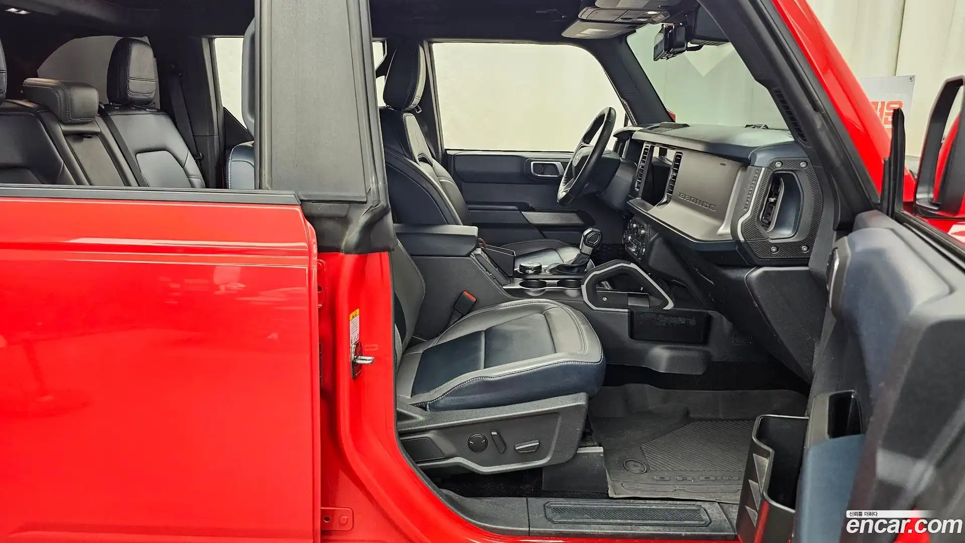 Bronco Ford 2023.5-OPTION-015