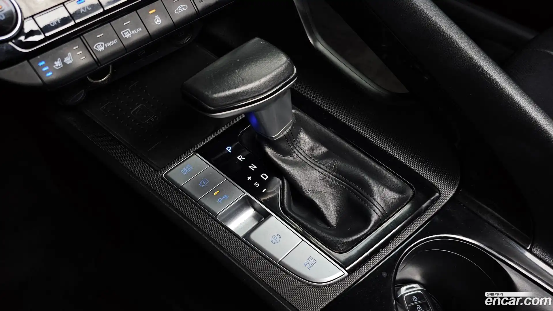 AVANTE Hyundai 2022.0-INNER-009