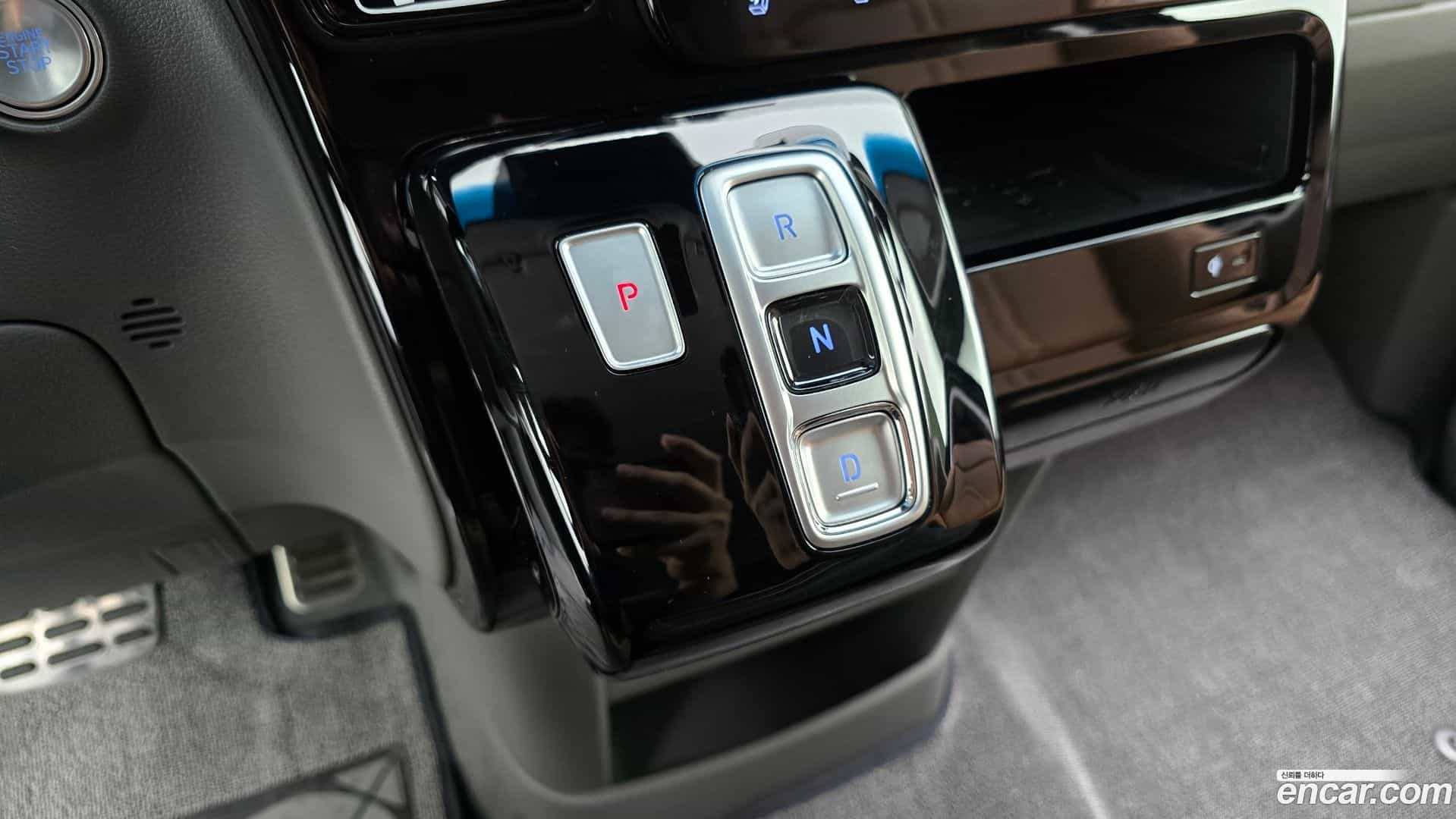 Staria Hyundai 2025.6-INNER-009