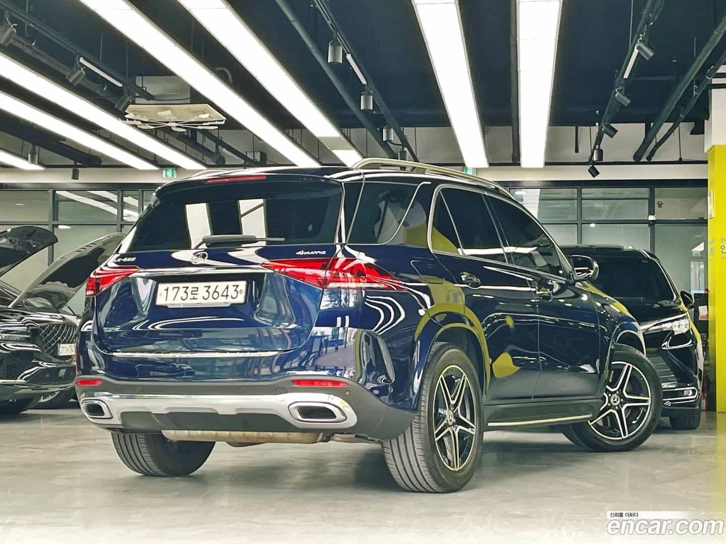 GLE-Class Mercedes-Benz 2020.5-OUTER-002