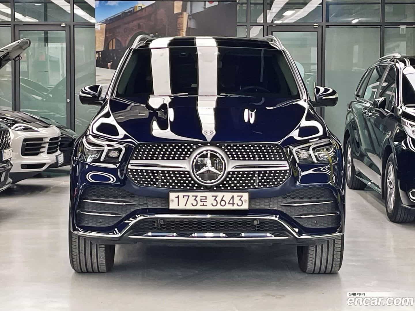 GLE-Class Mercedes-Benz 2020.5-OUTER-003