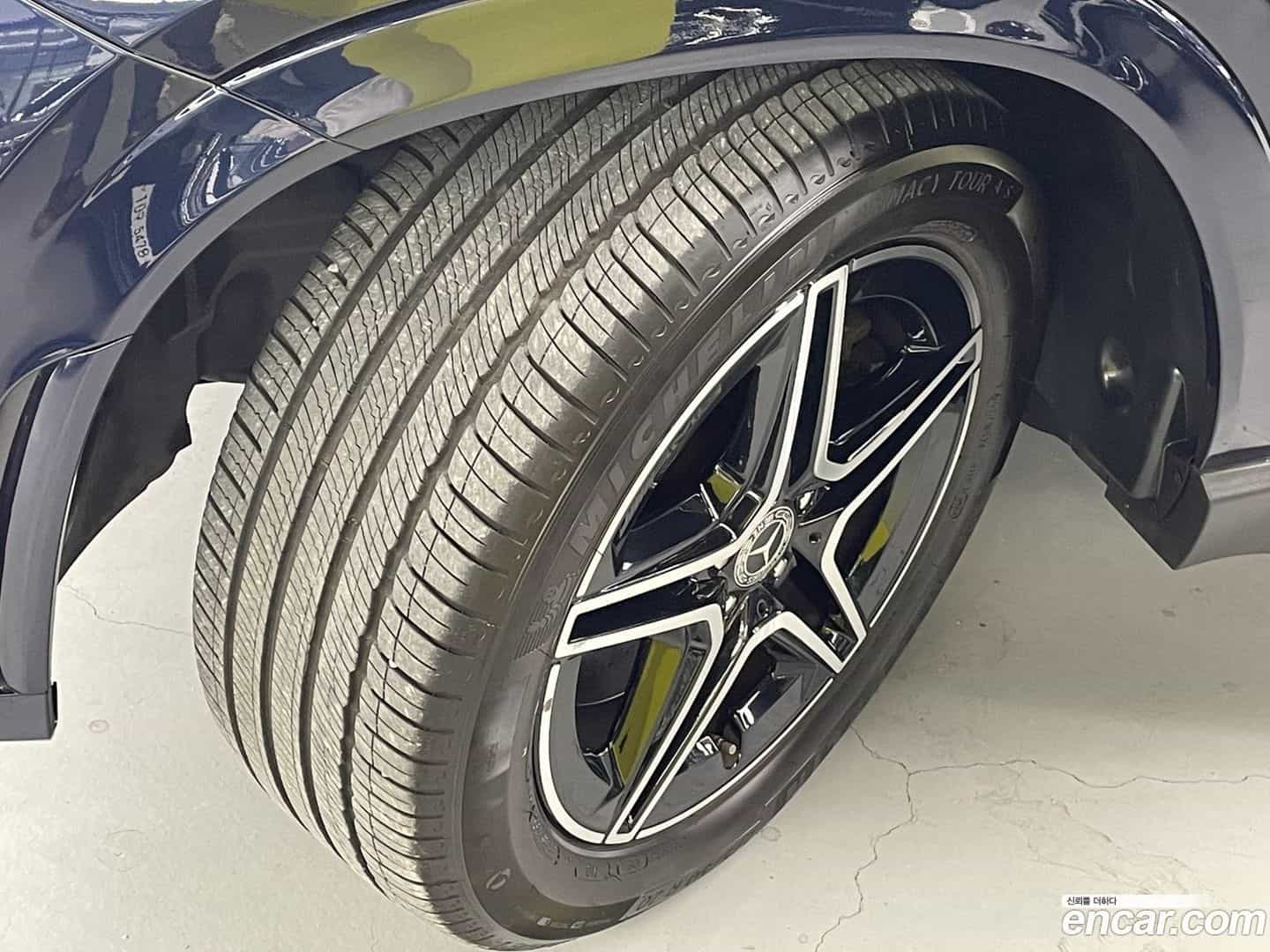 GLE-Class Mercedes-Benz 2020.5-OUTER-005