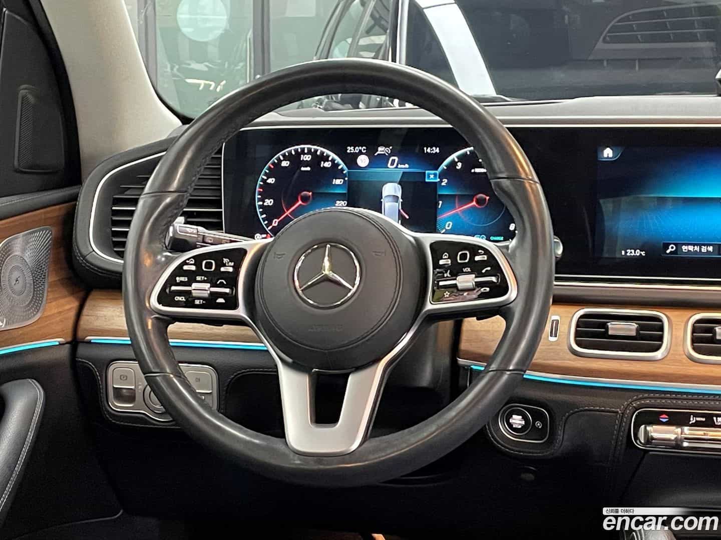 GLE-Class Mercedes-Benz 2020.5-OPTION-016