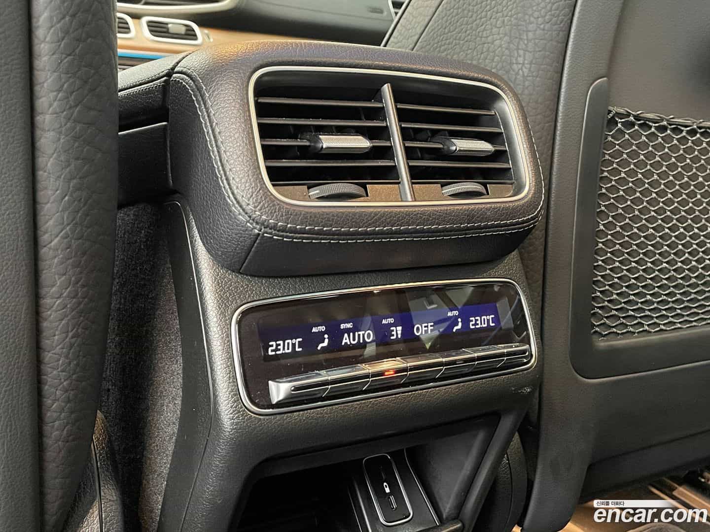 GLE-Class Mercedes-Benz 2020.5-OPTION-018