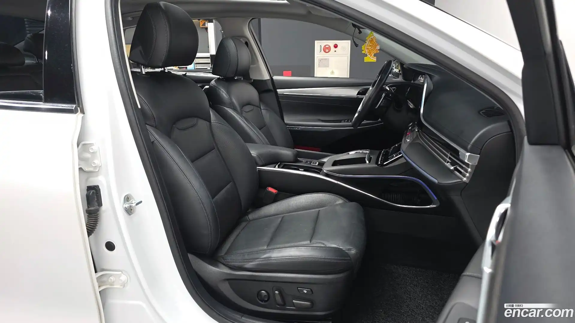 Grandeur Hyundai 2020.2-OPTION-015